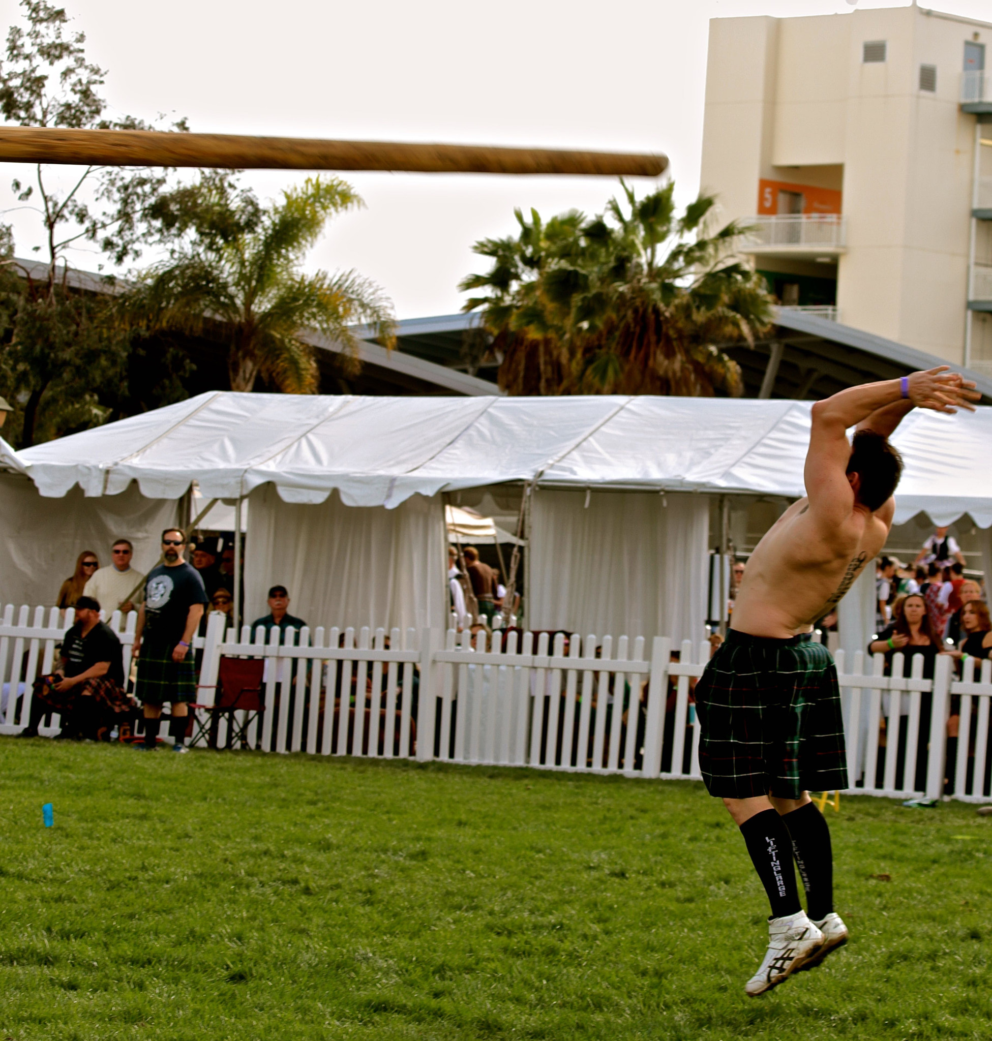 Canon EF 70-300mm F4-5.6 IS USM sample photo. Scottish highland games photography