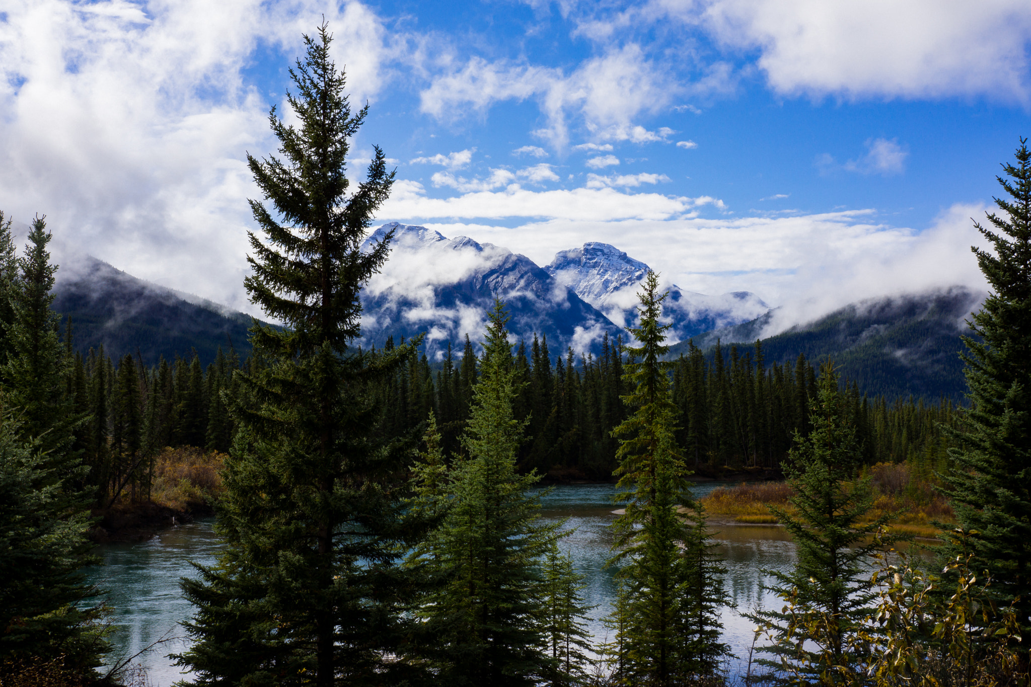 Sony Alpha NEX-7 + Sony E 18-55mm F3.5-5.6 OSS sample photo. Mountain & river photography