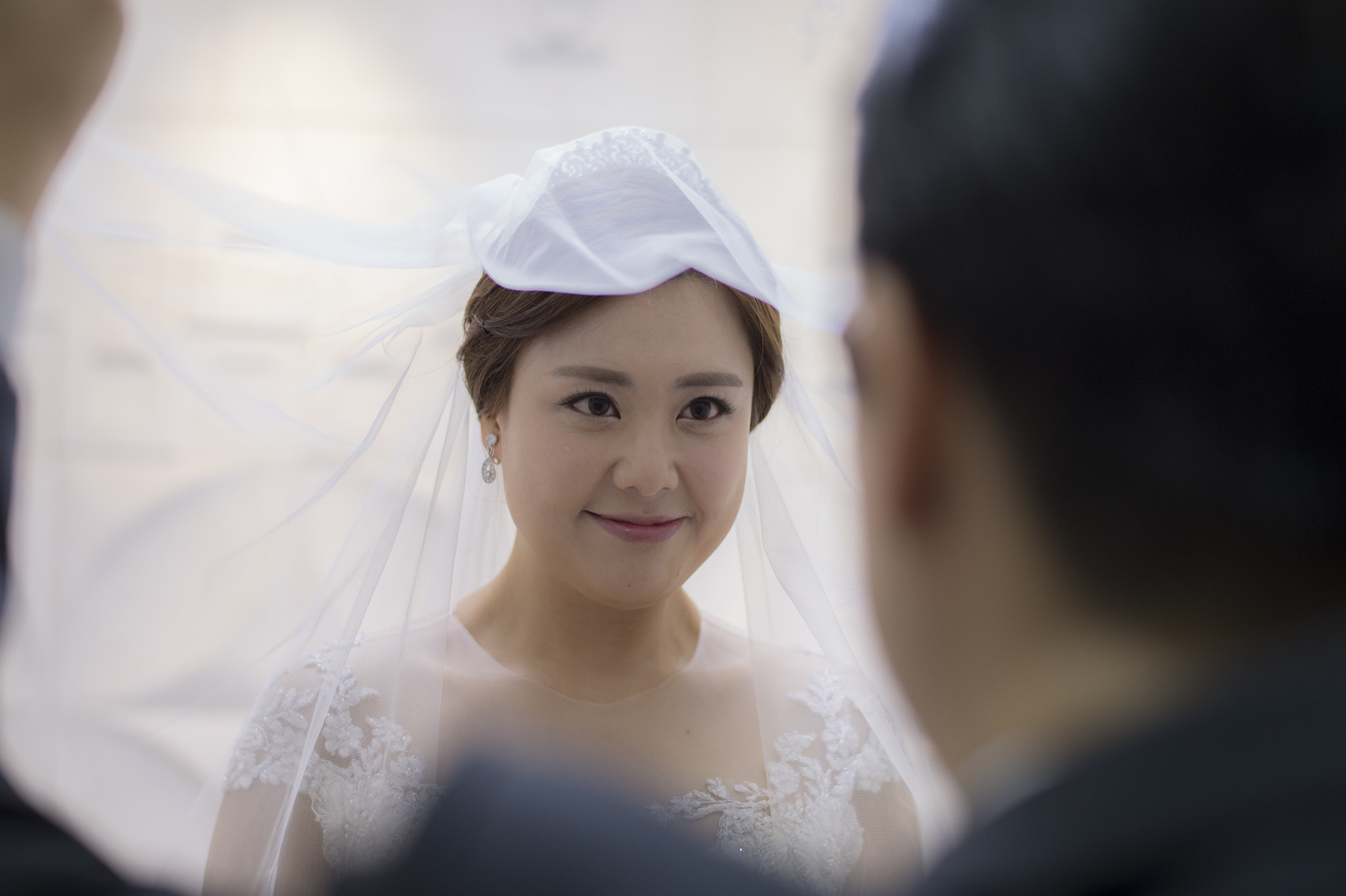 Nikon D4S + Nikon AF-S Nikkor 58mm F1.4G sample photo. Seoul central district court wedding hall 04 photography