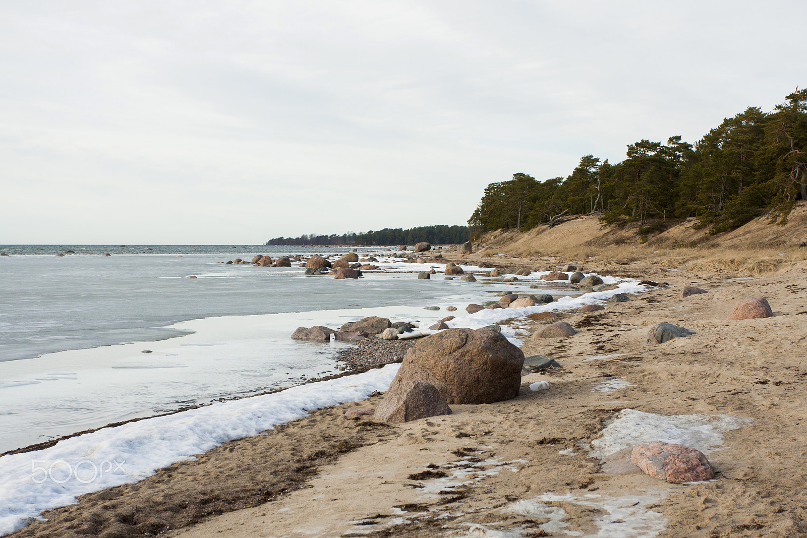 Canon EOS 40D sample photo. Winter seaside photography