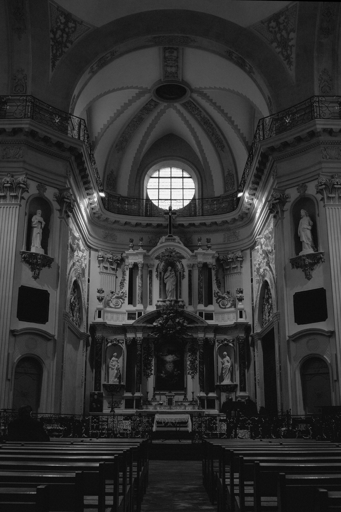 Nikon D7100 + Nikon AF Nikkor 24mm F2.8D sample photo. Chapelle de la visitation - le mans (france) photography