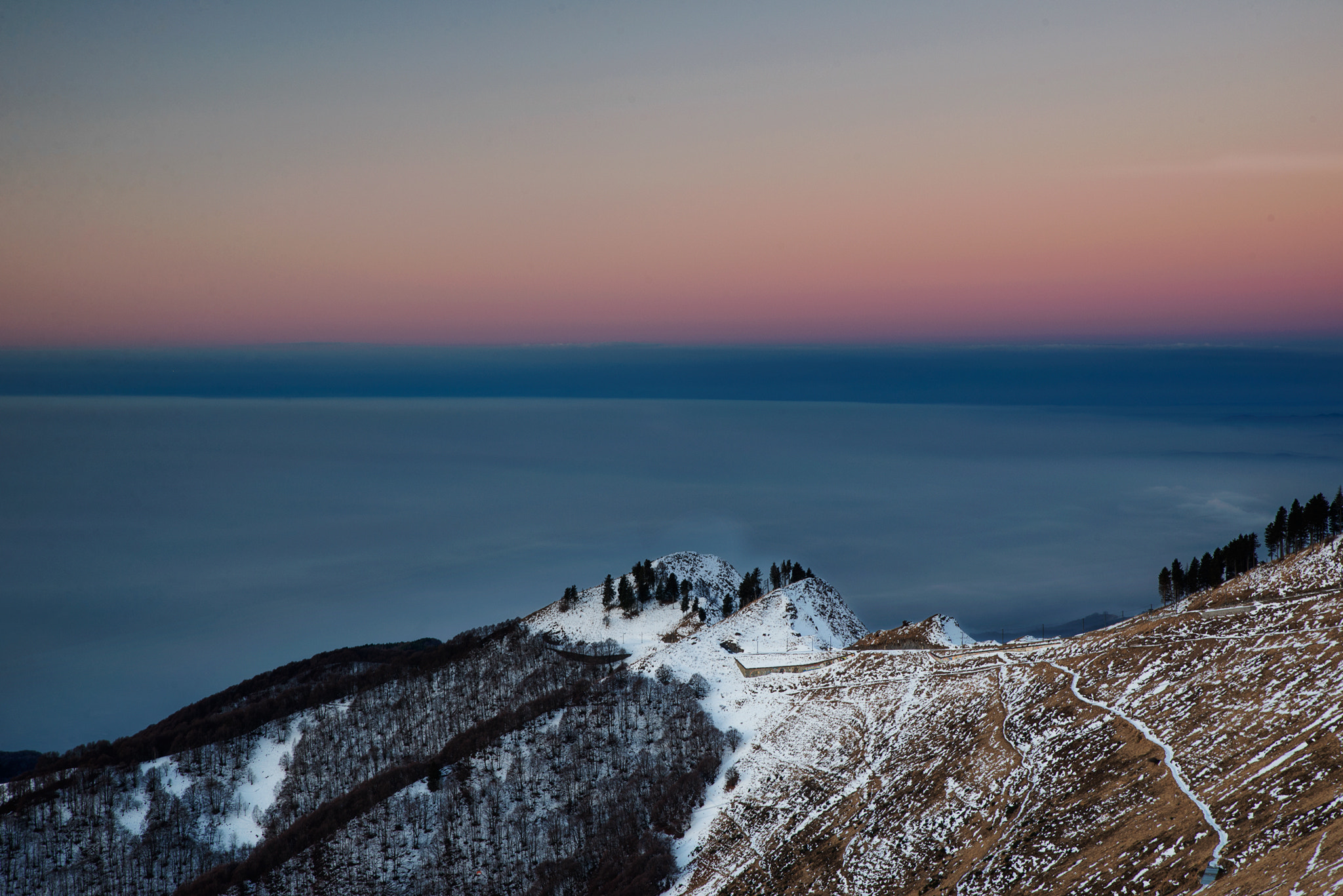 Nikon D600 sample photo. Dawn from the peak photography