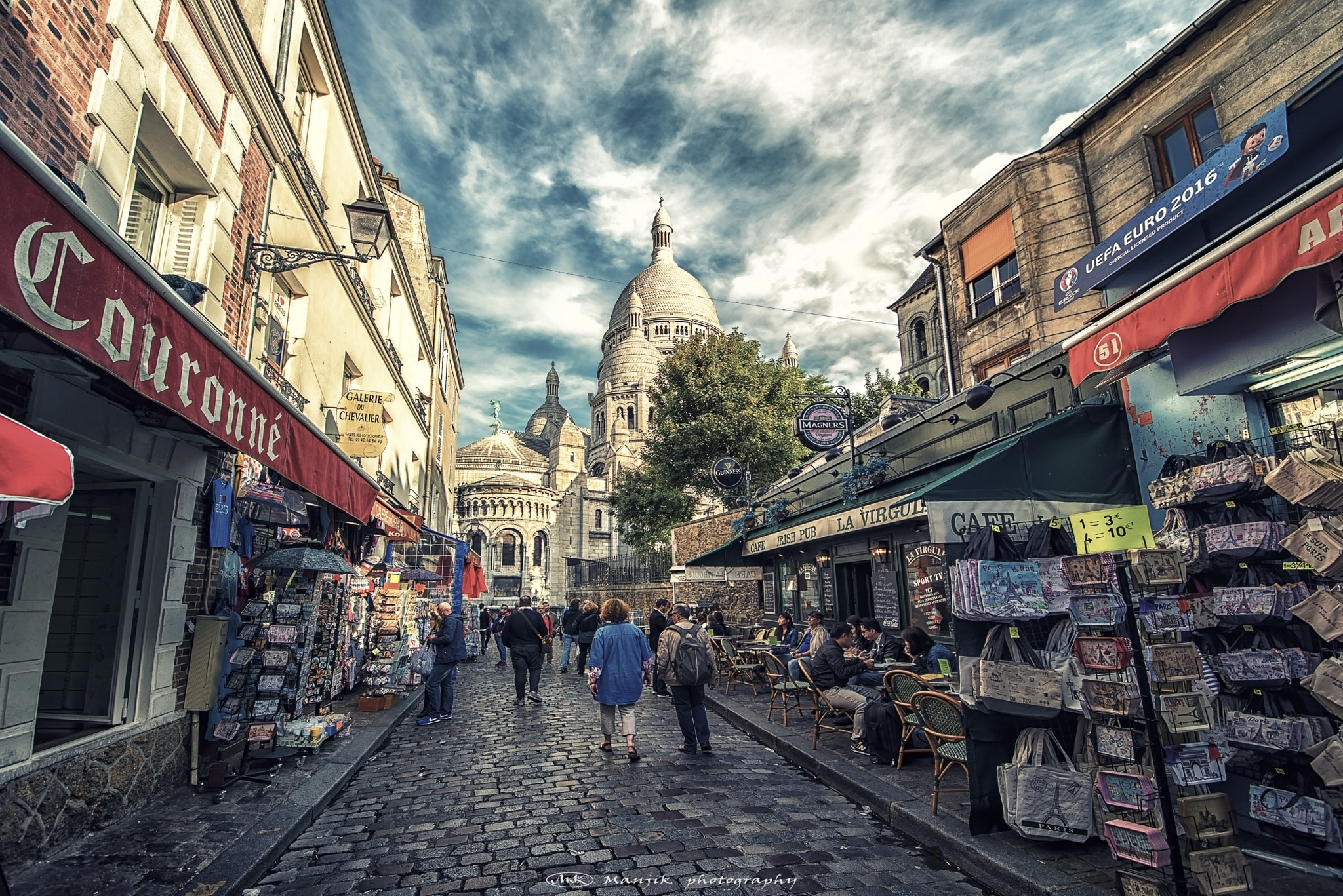 Nikon D810 + Sigma 12-24mm F4.5-5.6 II DG HSM sample photo. Rue du chevalier de la barre photography