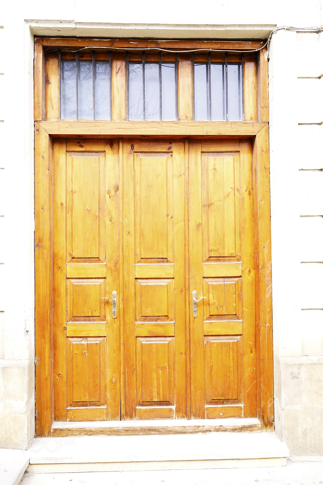 Sony a7 + Sony Vario Tessar T* FE 24-70mm F4 ZA OSS sample photo. Vintage decorative oriental turkish gate photography