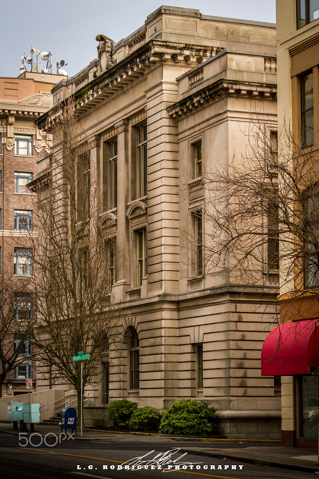 Canon EF-S 55-250mm F4-5.6 IS II sample photo. Downtown tacoma photography