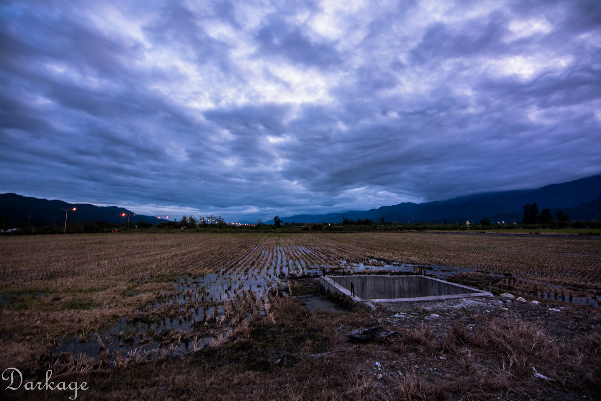 Nikon D7100 + Tokina AT-X 11-20 F2.8 PRO DX (AF 11-20mm f/2.8) sample photo. Before the storm photography