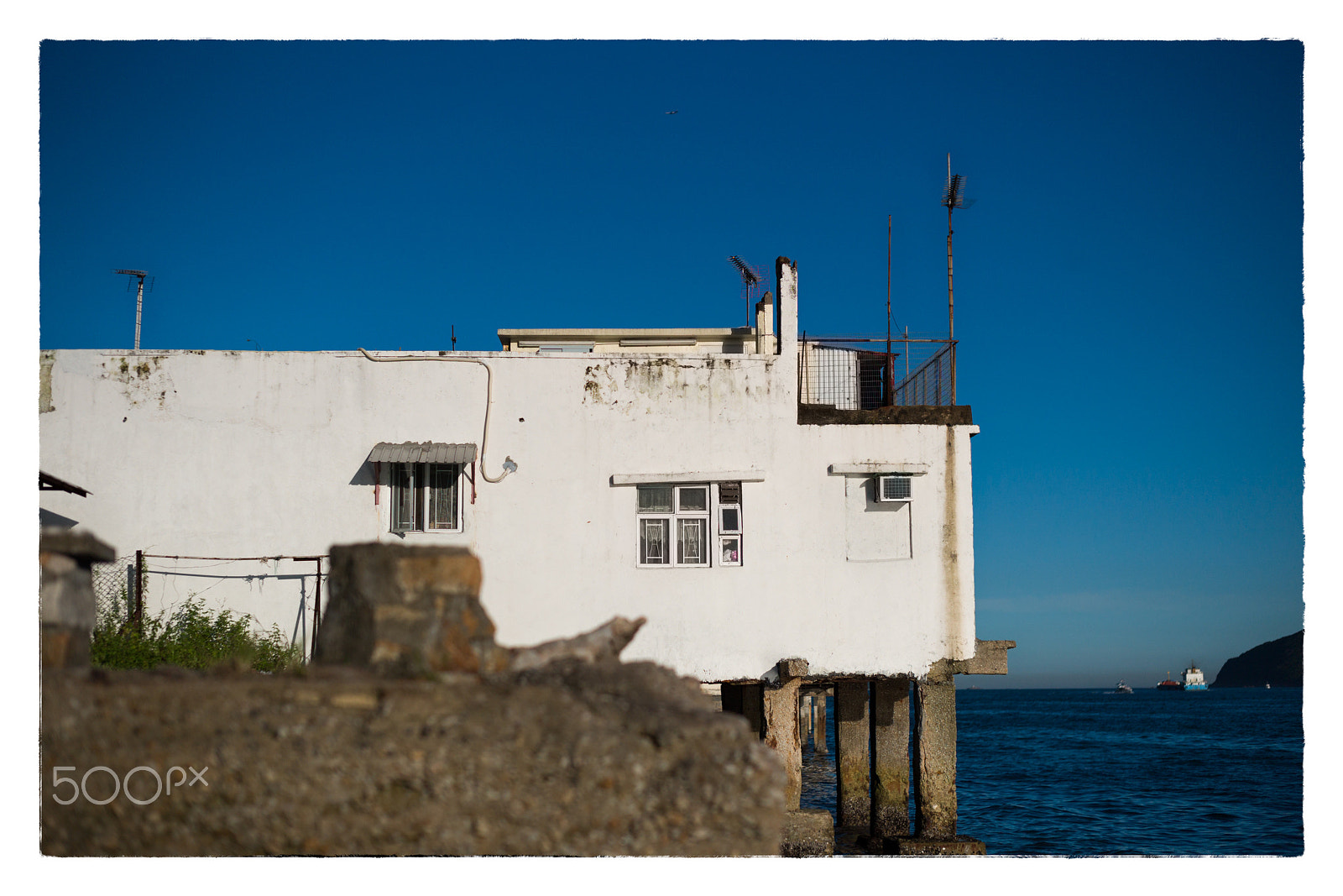 Leica M9 + Leica Summilux-M 50mm F1.4 ASPH sample photo. Seaside building photography