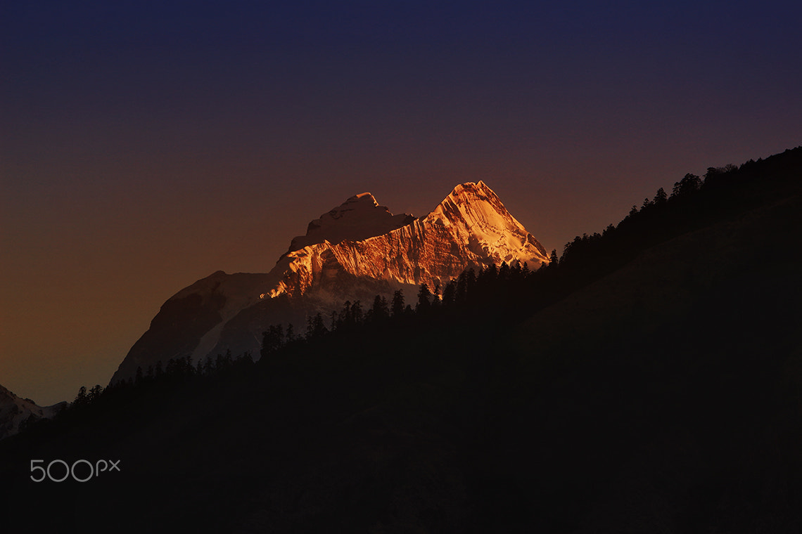 Canon EF 70-200mm F2.8L IS USM sample photo. Smiling mountain photography