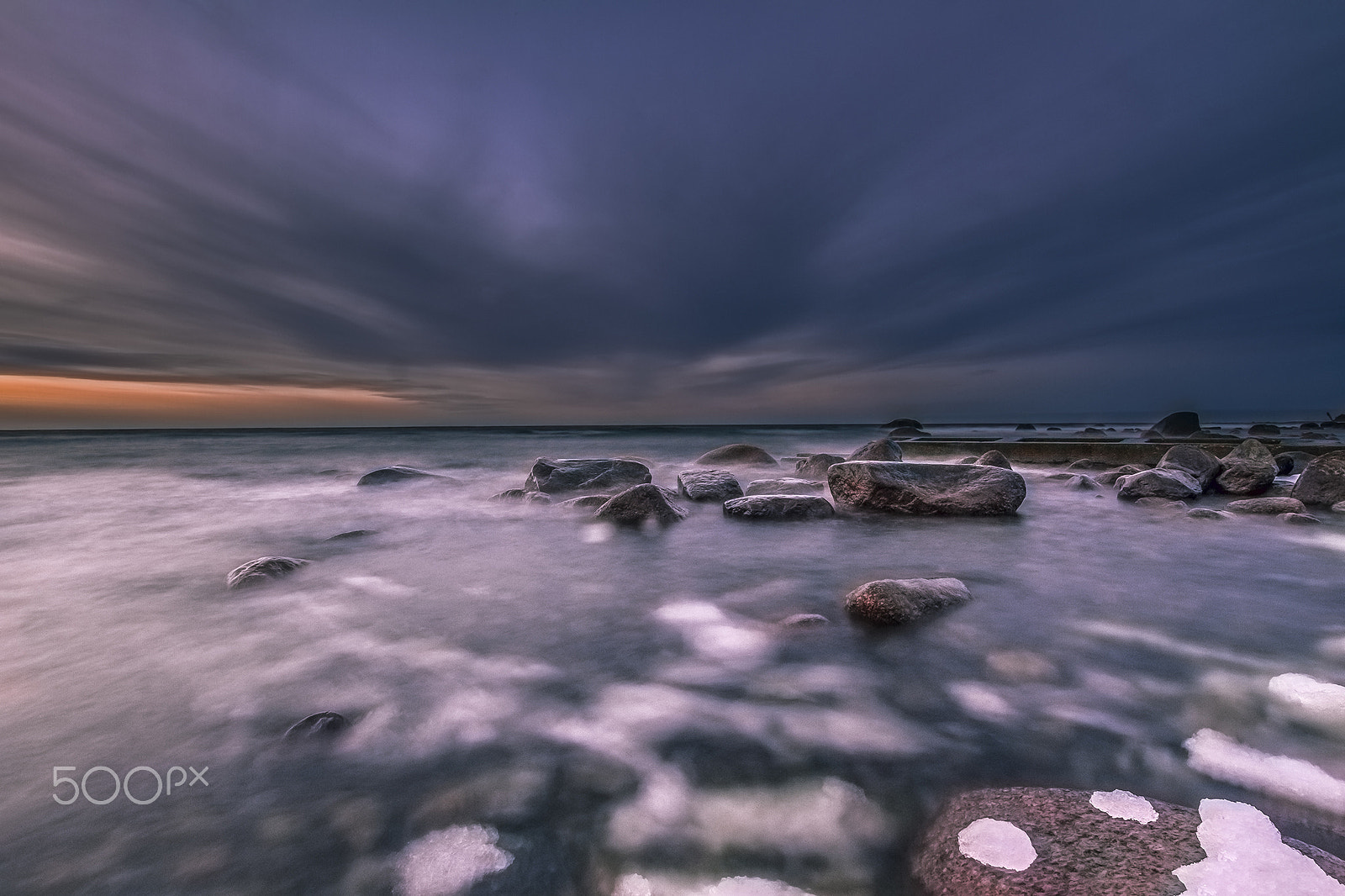 Sigma 10-20mm F3.5 EX DC HSM sample photo. Winter night photography