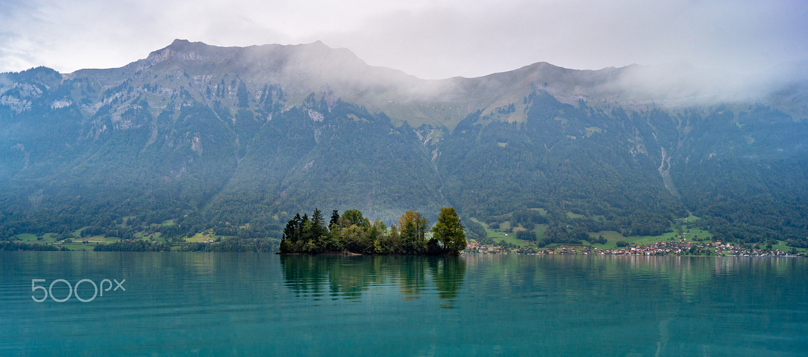 Sony SLT-A65 (SLT-A65V) sample photo. Brienzersee photography