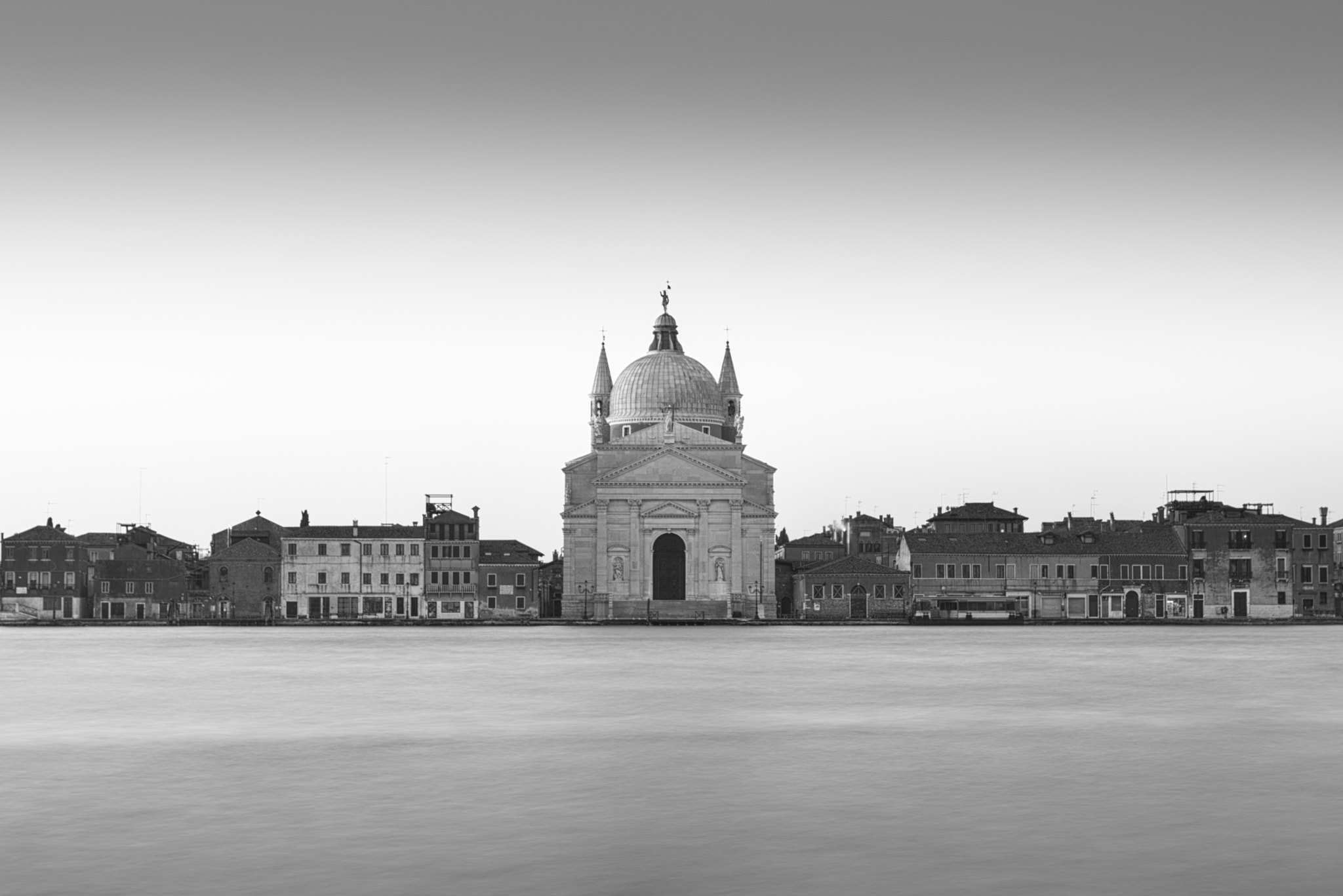 Nikon D750 + Sigma 24-105mm F4 DG OS HSM Art sample photo. Rendetor church venice photography