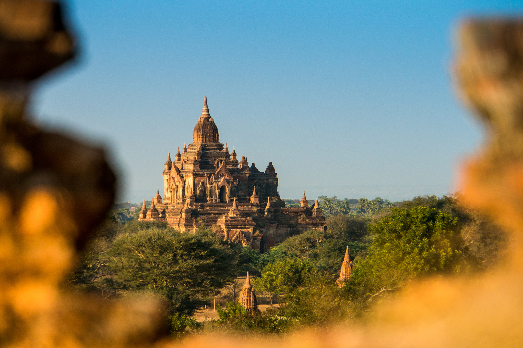 Sony Alpha NEX-5R sample photo. Sulamani temple photography