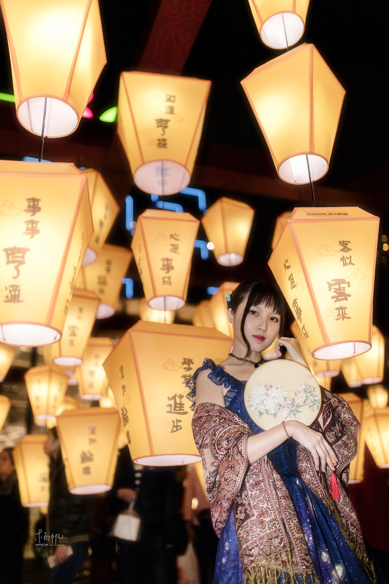 Sigma 35mm F1.4 DG HSM Art sample photo. 明灯 photography