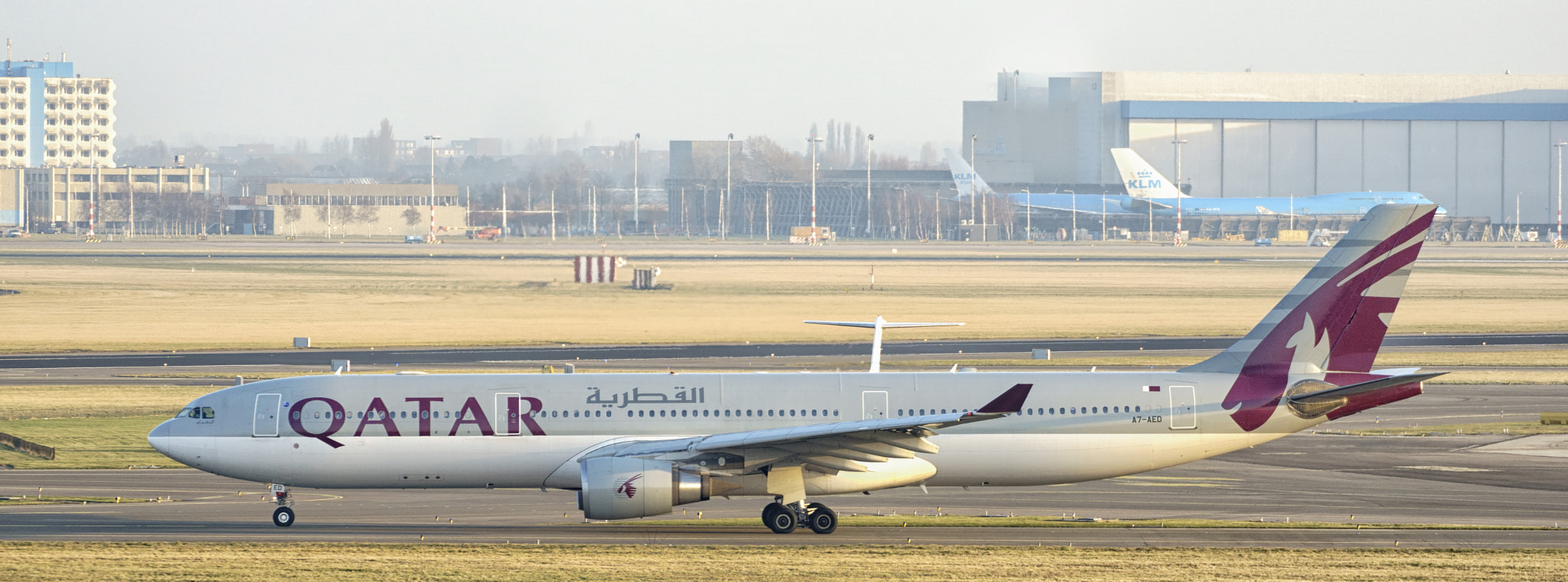 Sony a6000 + Sony FE 70-200mm F4 G OSS sample photo. Aaed qatar airways airbus acn photography