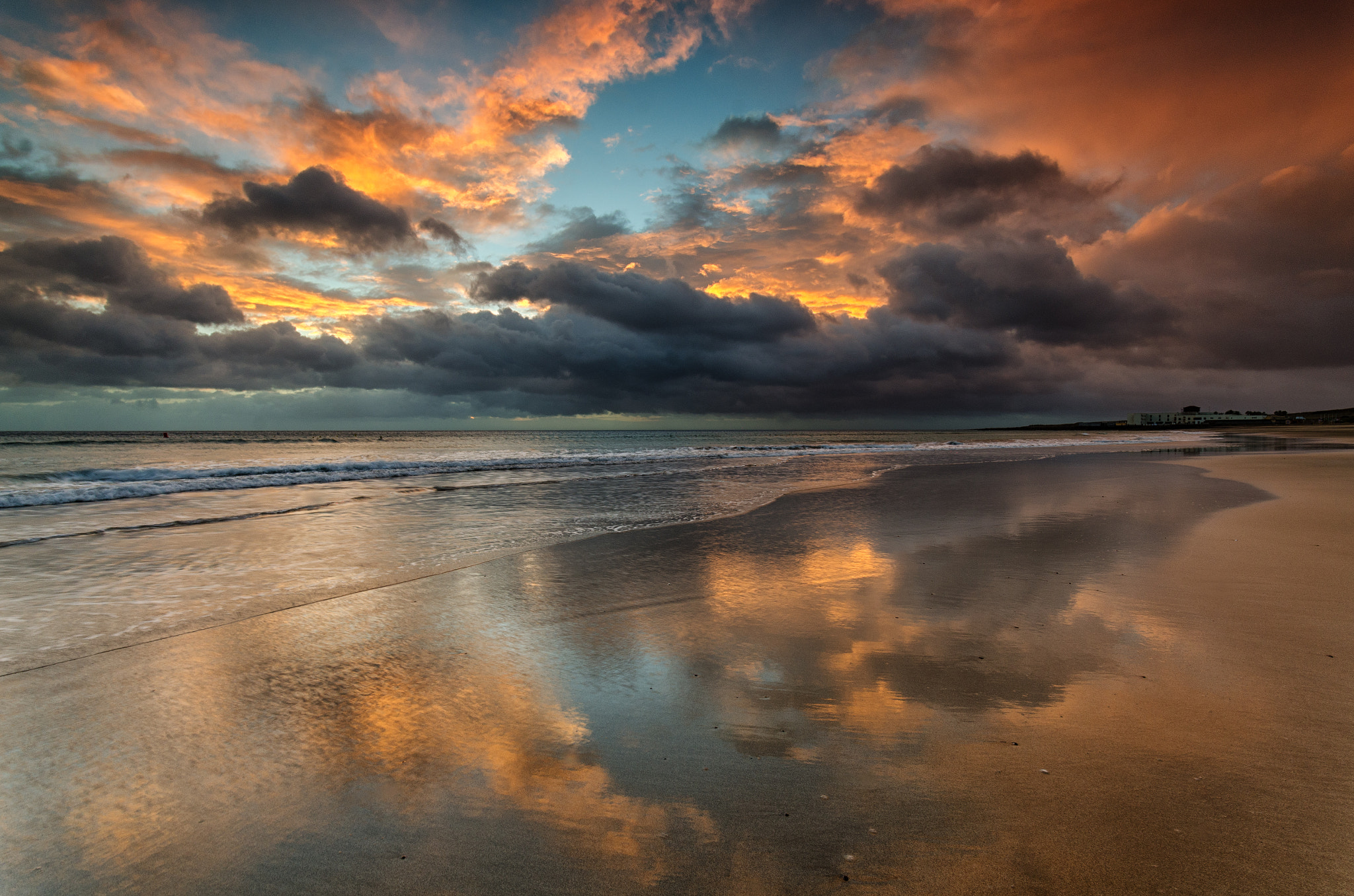 Samyang 14mm F2.8 ED AS IF UMC sample photo. Orange sunrise photography