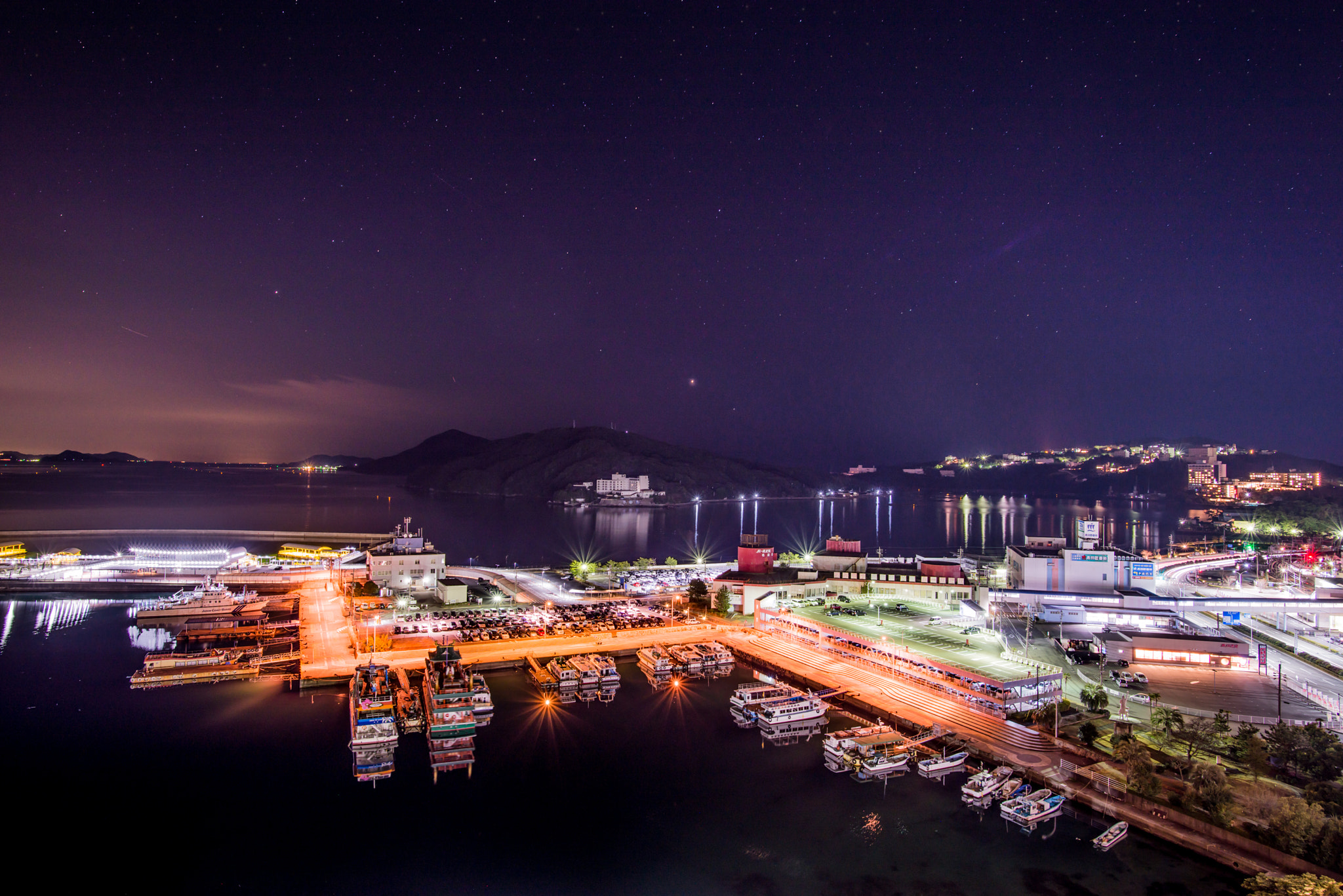 Nikon D800 + Nikon AF-S Nikkor 20mm F1.8G ED sample photo. Toba port photography