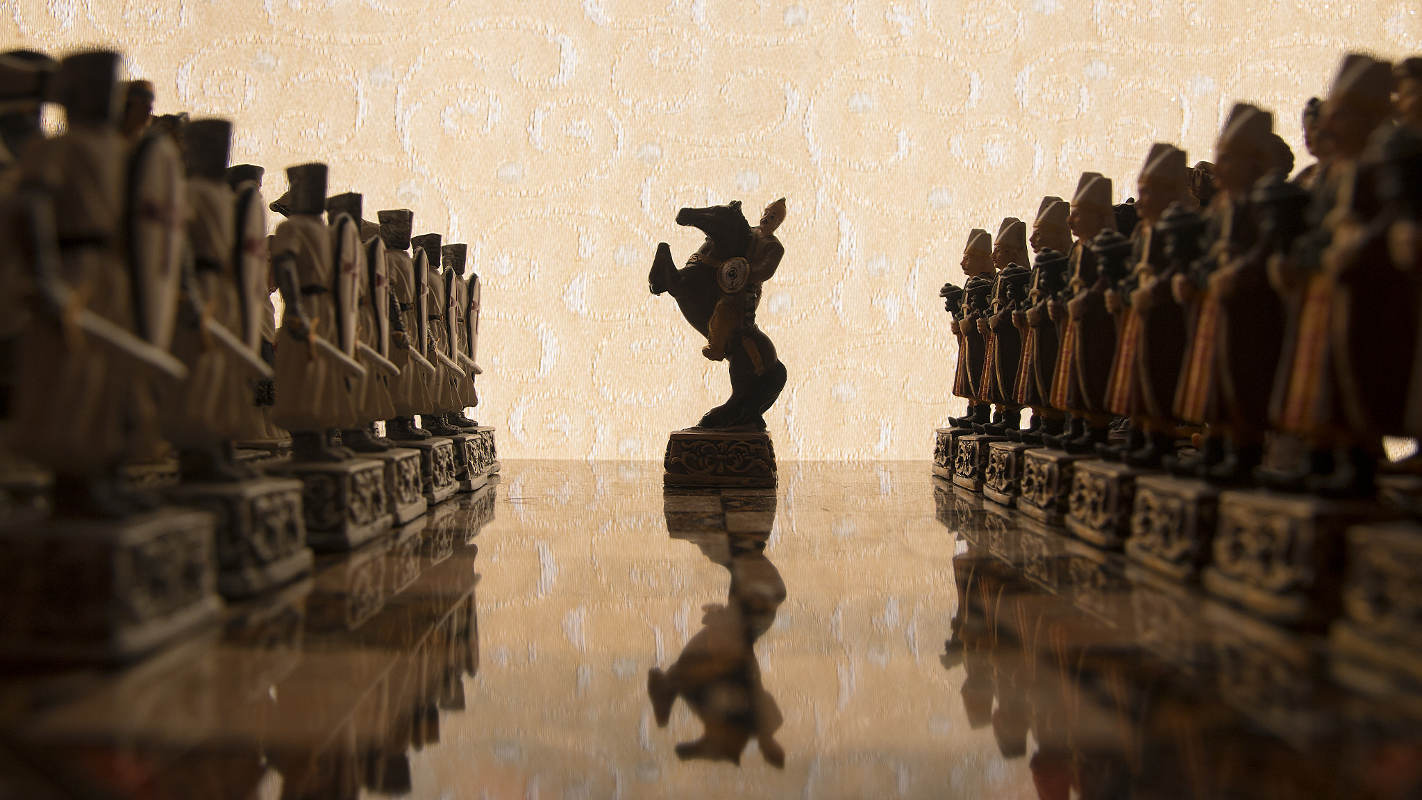 Canon EOS 70D + Sigma 17-70mm F2.8-4 DC Macro OS HSM | C sample photo. Horse chess photography