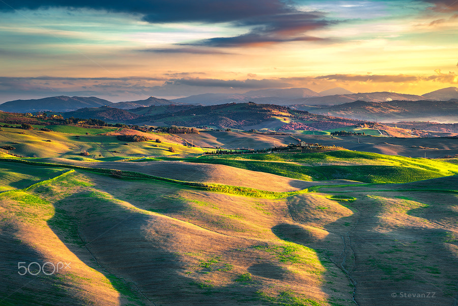 Sony a7R II + Canon EF 24-105mm F4L IS USM sample photo. Tuscany panorama, rolling hills on sunset. italy photography