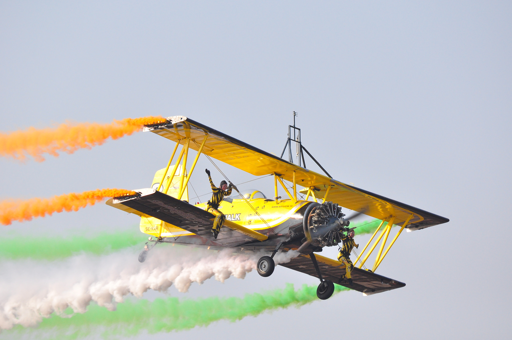 Sigma 150-500mm F5-6.3 DG OS HSM sample photo. Tricolour on air photography
