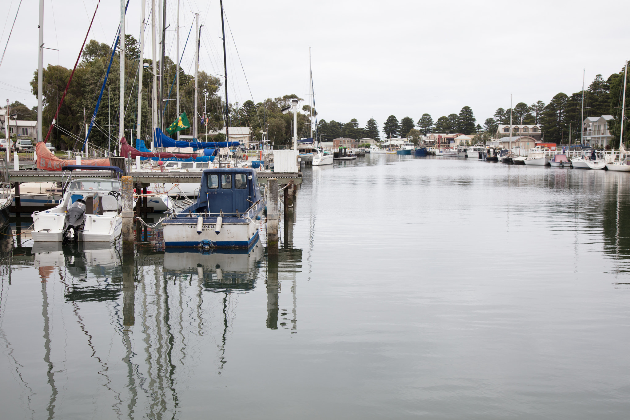 Canon EOS 5DS sample photo. Boat at port fairy photography