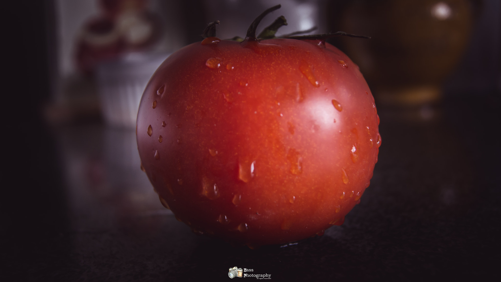 Sony SLT-A55 (SLT-A55V) sample photo. Tomato in shower photography
