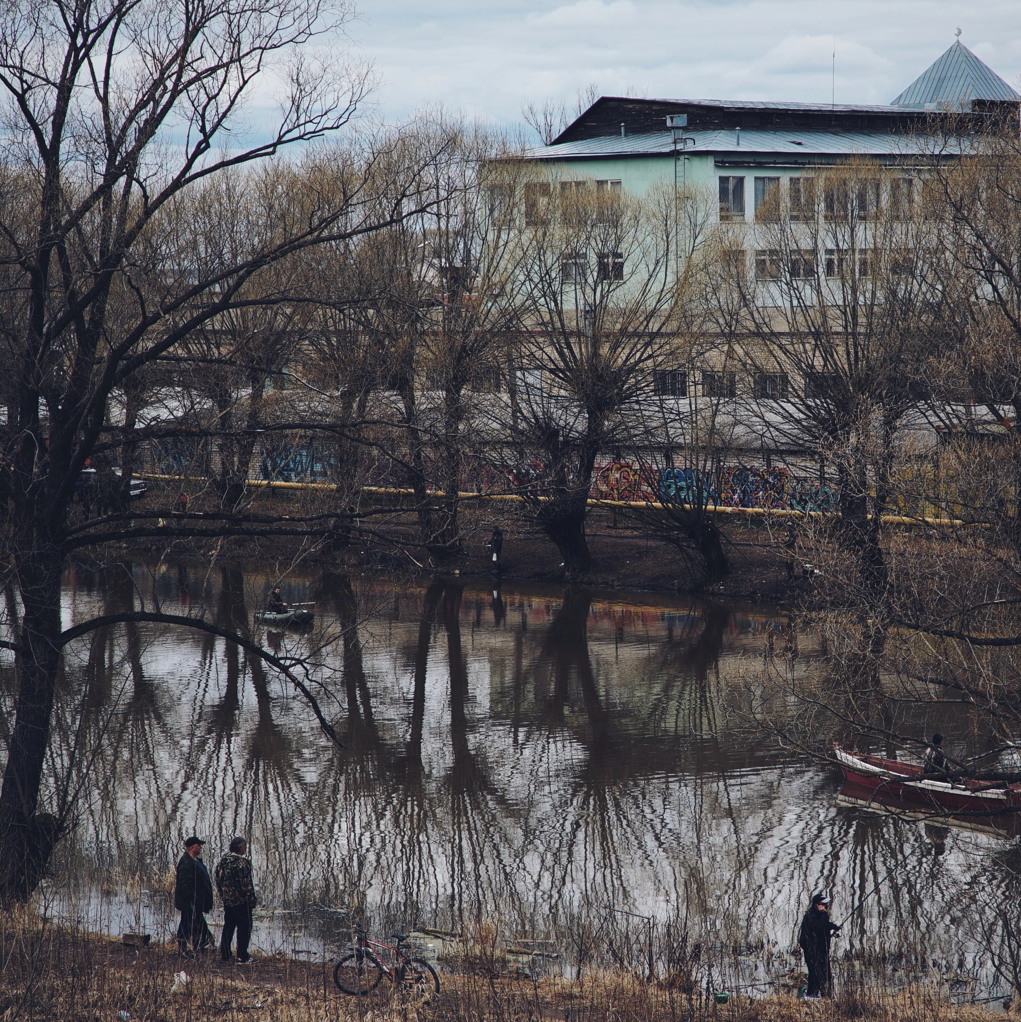 Sony a7S + Sony 70-400mm F4-5.6 G SSM sample photo. River in pereslavl-zalessky photography