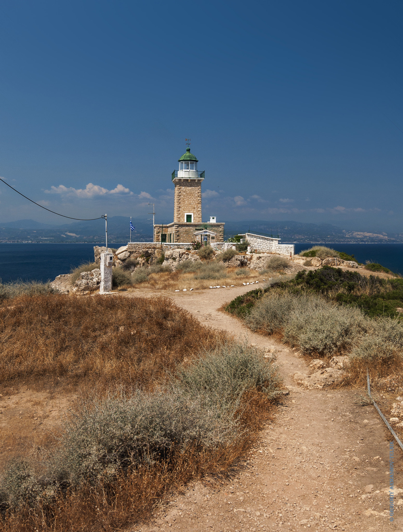 Tokina AT-X Pro 11-16mm F2.8 DX sample photo. Lighthouse photography