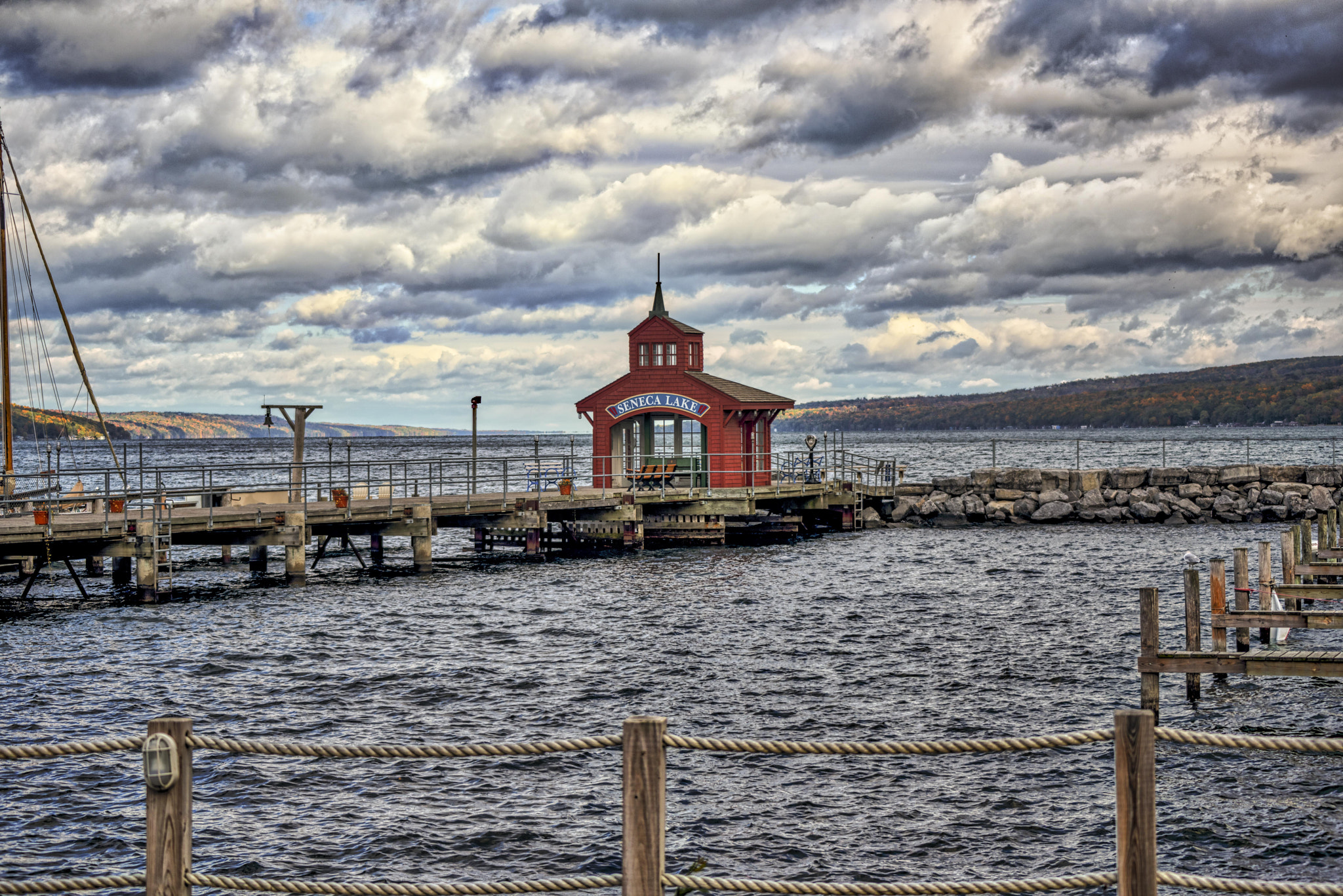 AF Zoom-Nikkor 80-200mm f/4.5-5.6D sample photo. Seneca lake photography