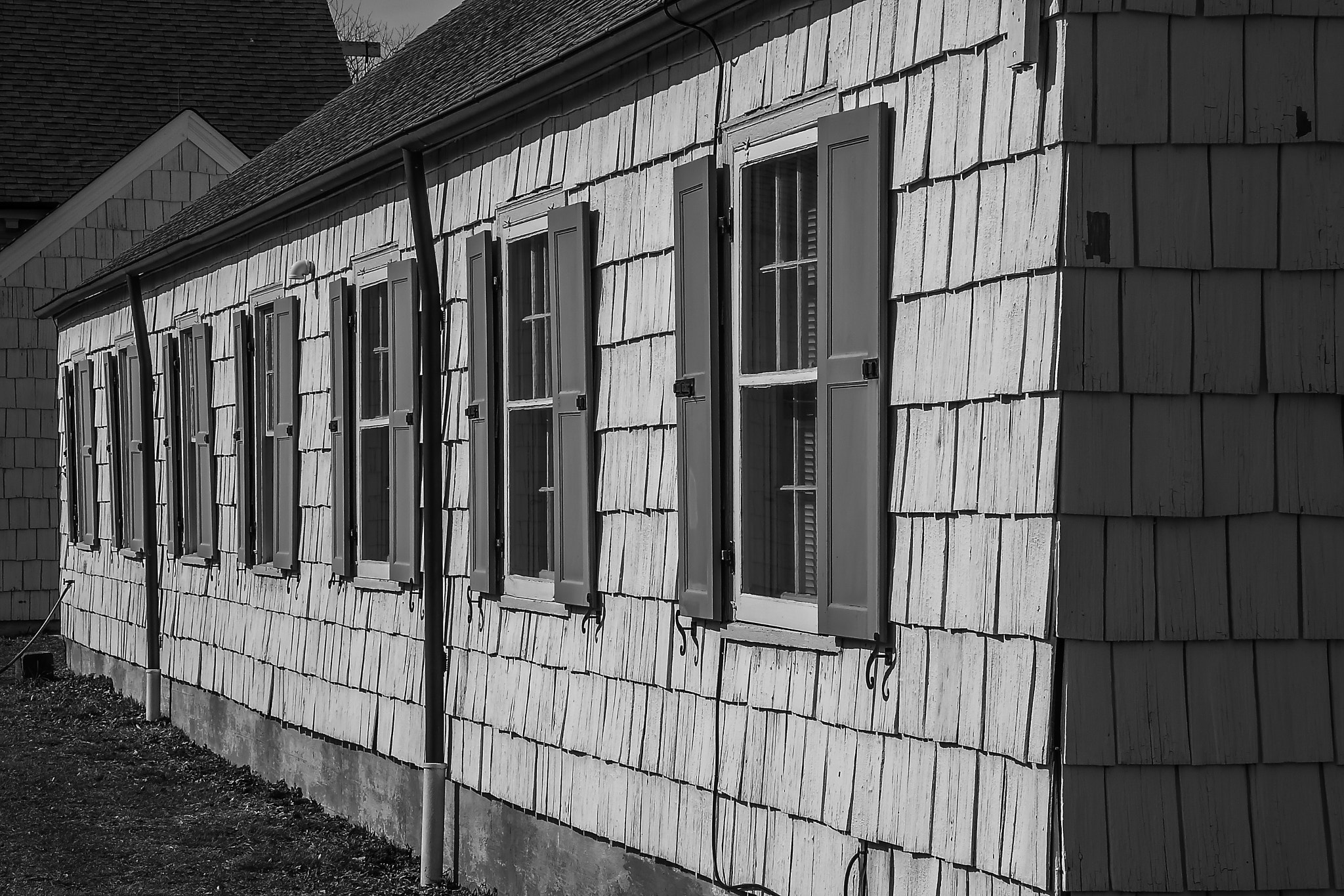 Nikon D500 sample photo. Barn windows photography