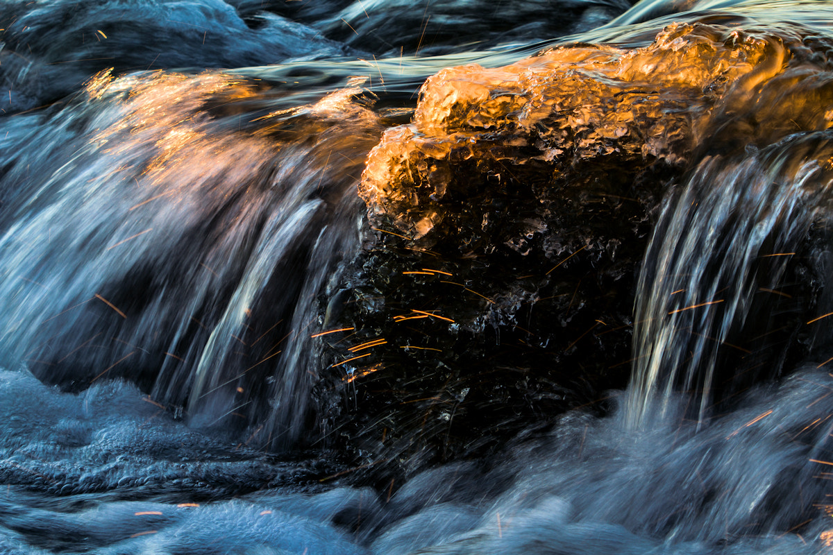 Canon EF 70-300 F4-5.6 IS II USM sample photo. Water and ice photography