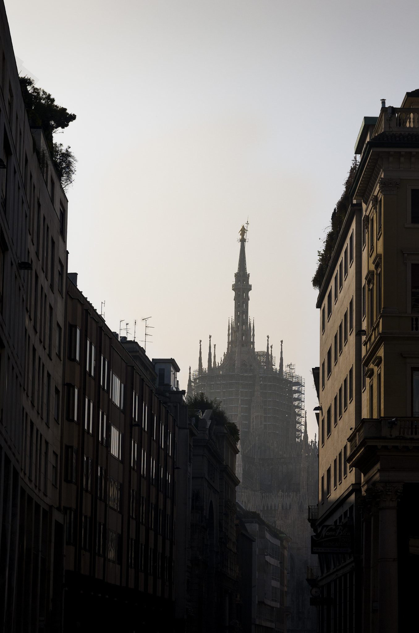 Pentax smc DA 17-70mm F4.0 AL (IF) SDM sample photo. Scorcio del dom de milan photography
