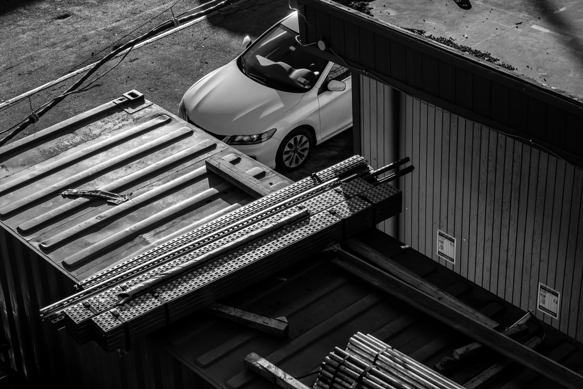 Nikon D3300 + Nikon AF-S Nikkor 50mm F1.4G sample photo. Angles and curves photography