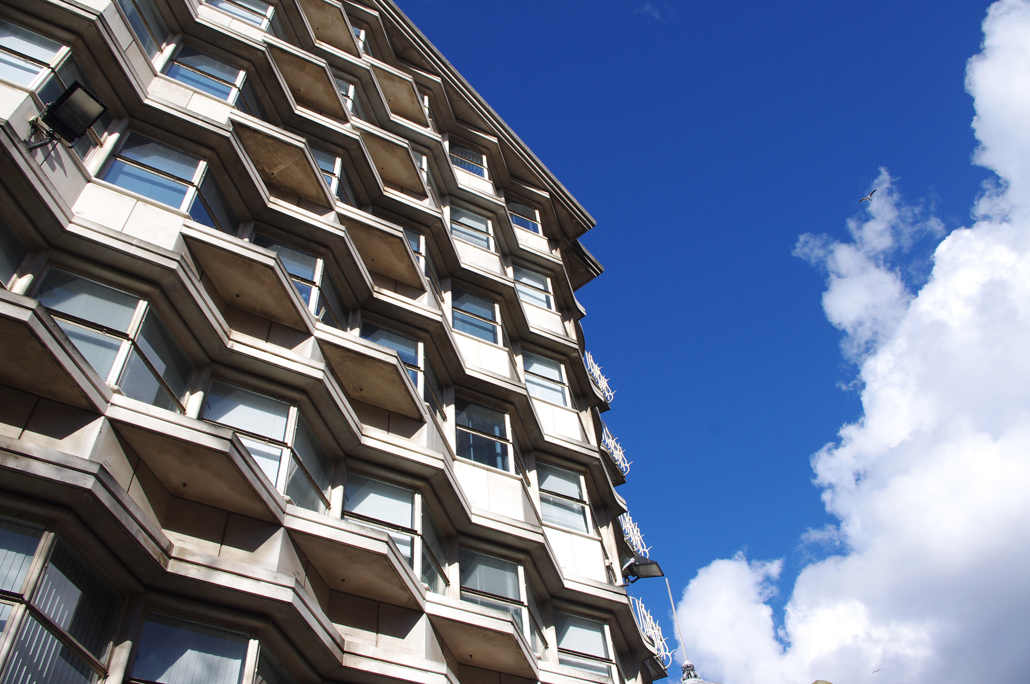 Pentax K-x sample photo. Sunshine and architecture photography