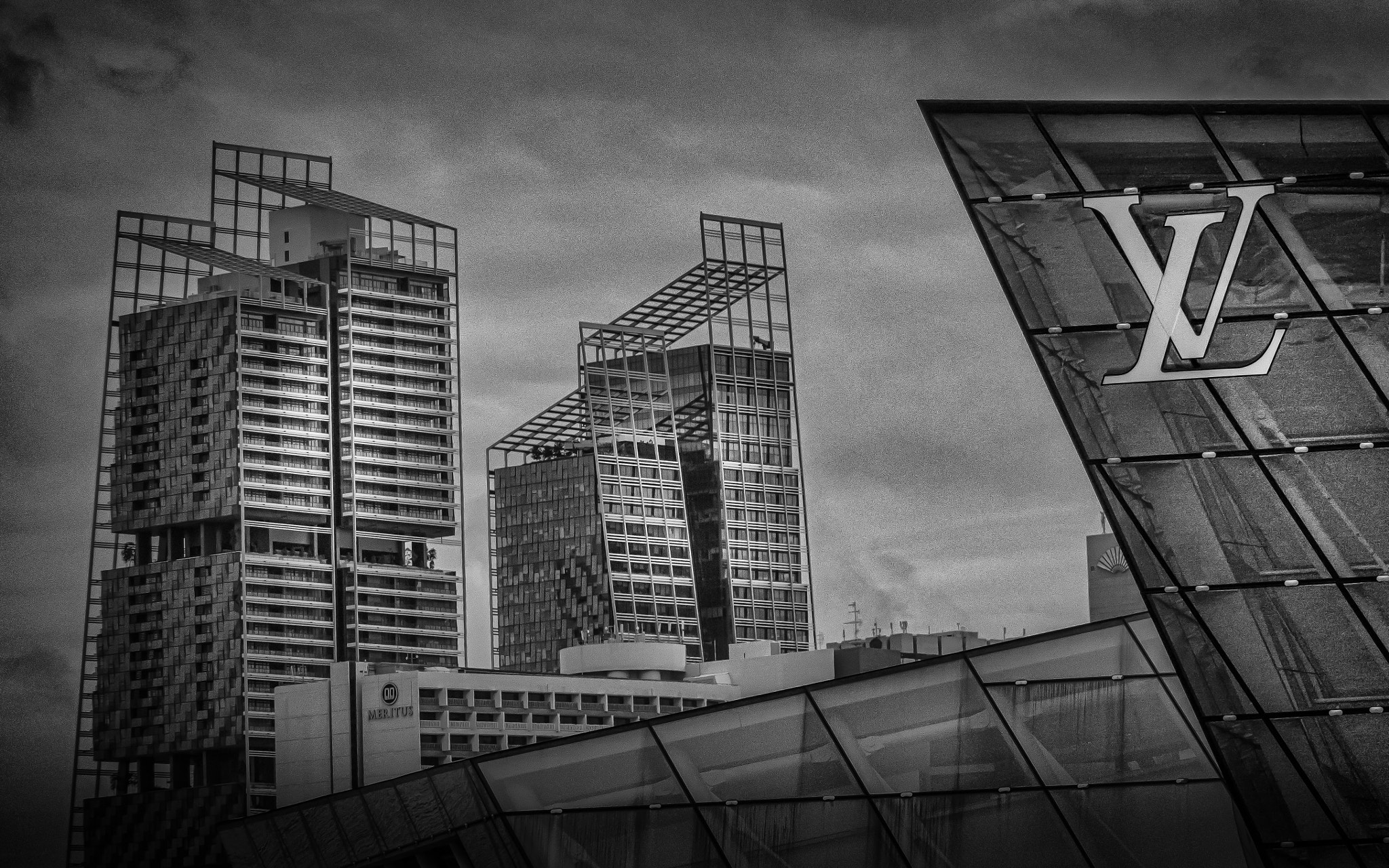 Olympus PEN-F sample photo. South beach towers photography