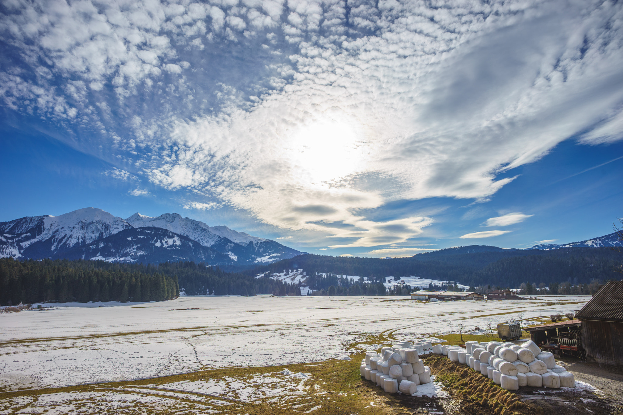 E 21mm F2.8 sample photo. Altocumulus photography