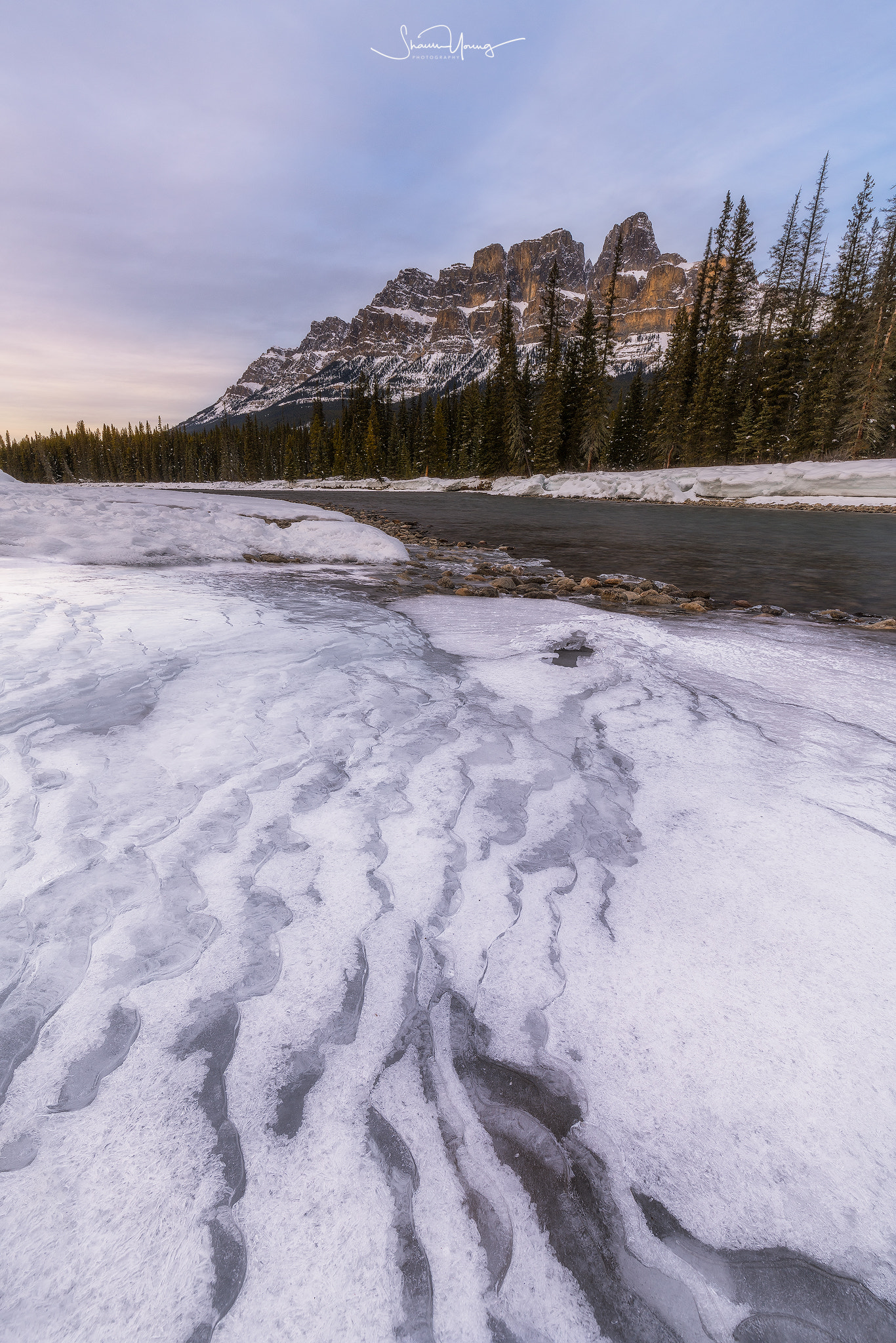 Canon EF 16-35mm F4L IS USM sample photo. Castle mountain photography