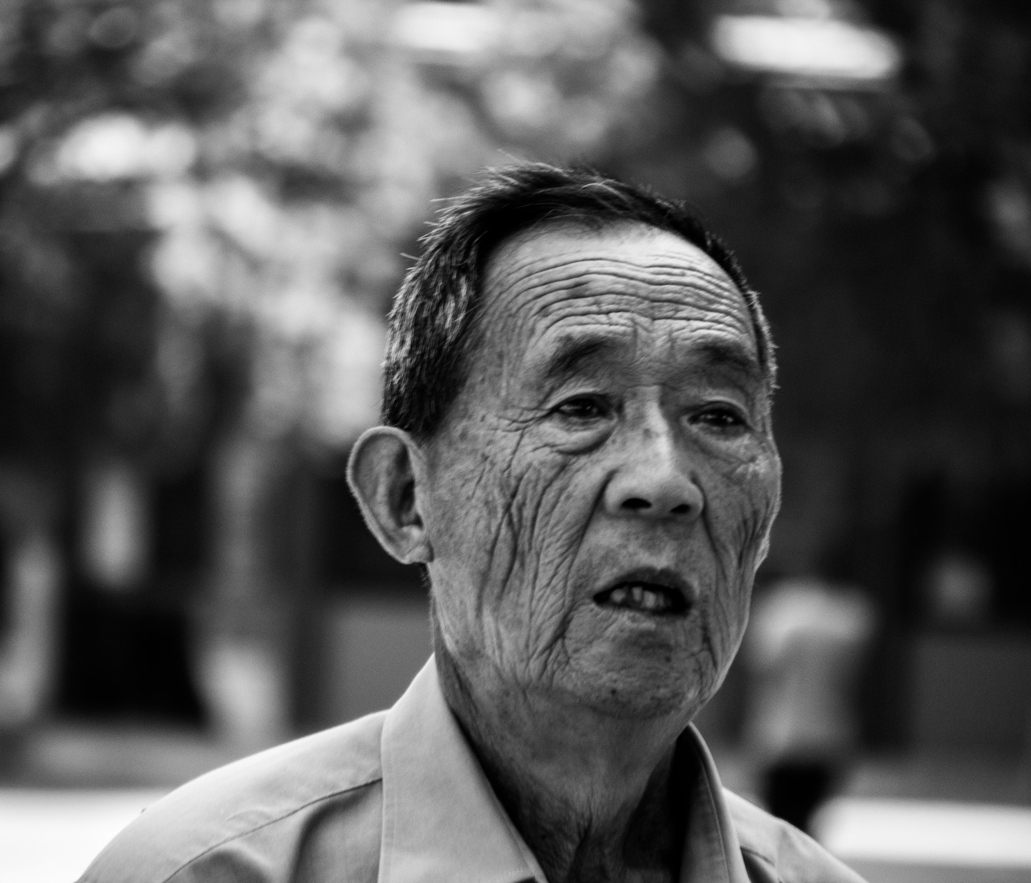 Canon EOS 600D (Rebel EOS T3i / EOS Kiss X5) + Canon TS-E 90mm F2.8 Tilt-Shift sample photo. Wrinkles of time photography