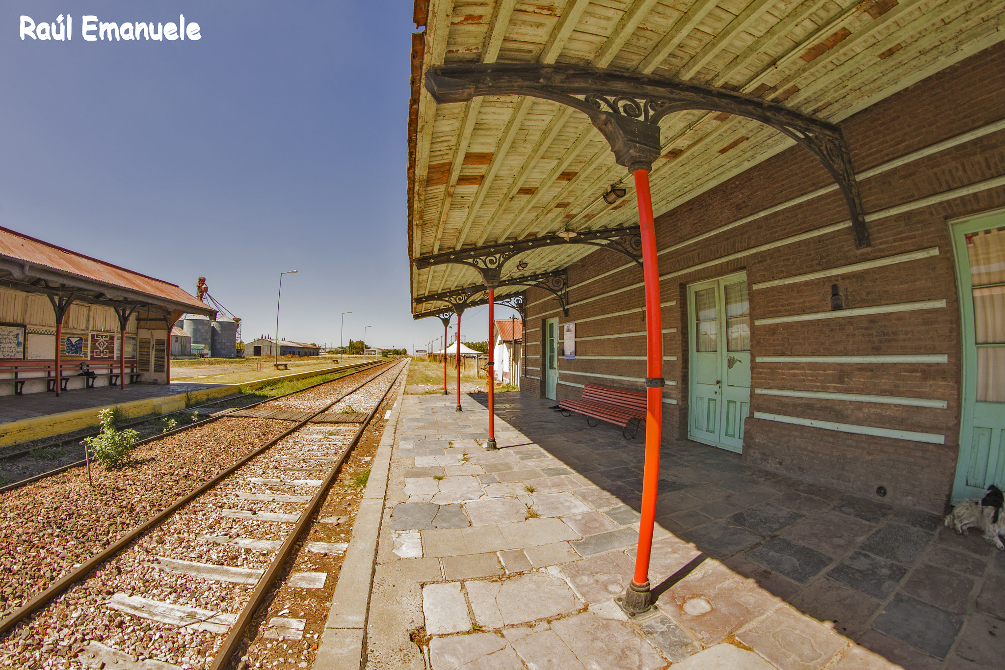 Nikon D3100 + Samyang 8mm F3.5 Aspherical IF MC Fisheye sample photo. Estación tornquist photography