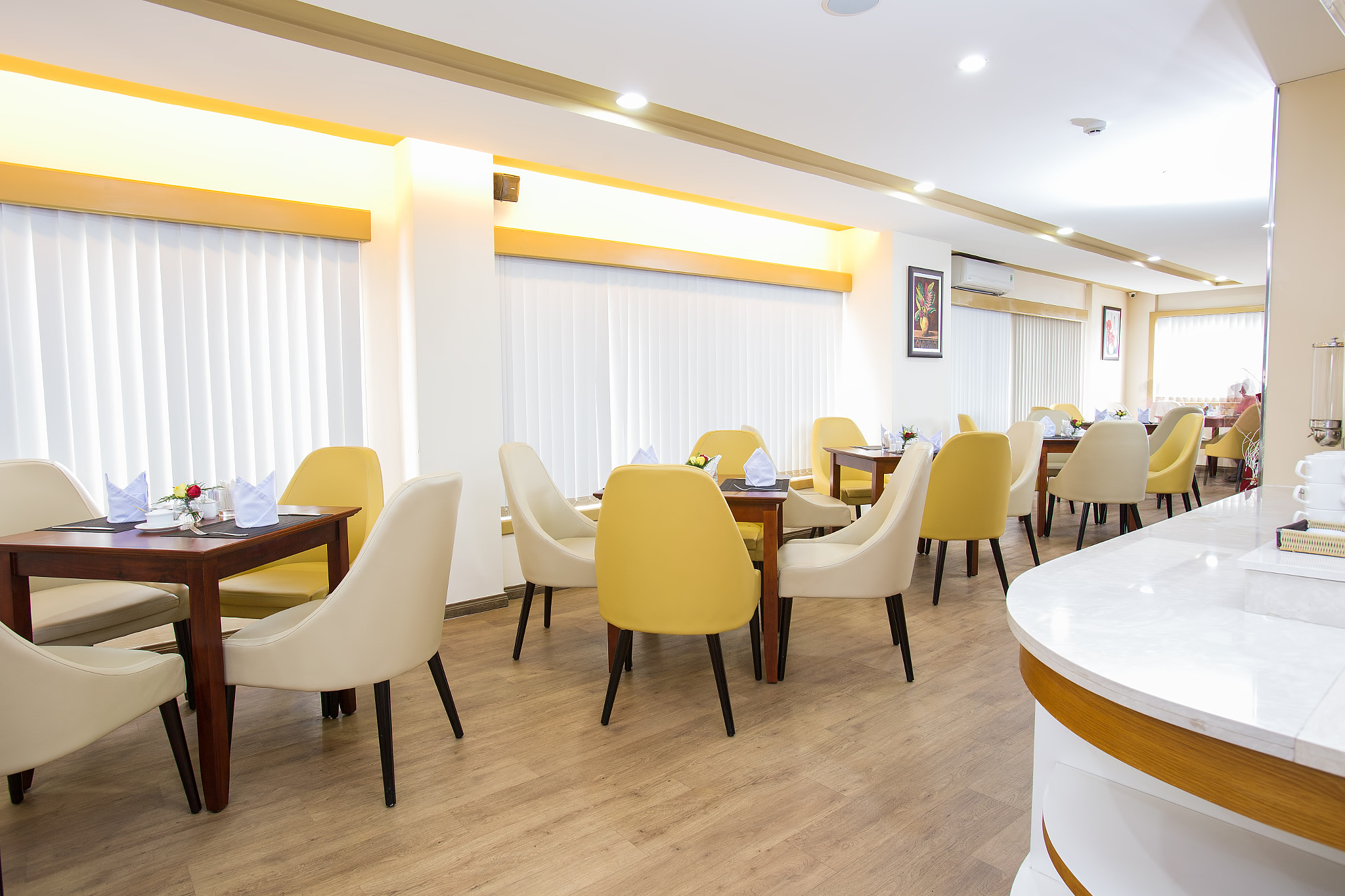 Canon EF 16-35mm F2.8L USM sample photo. Interior photoshoot photography