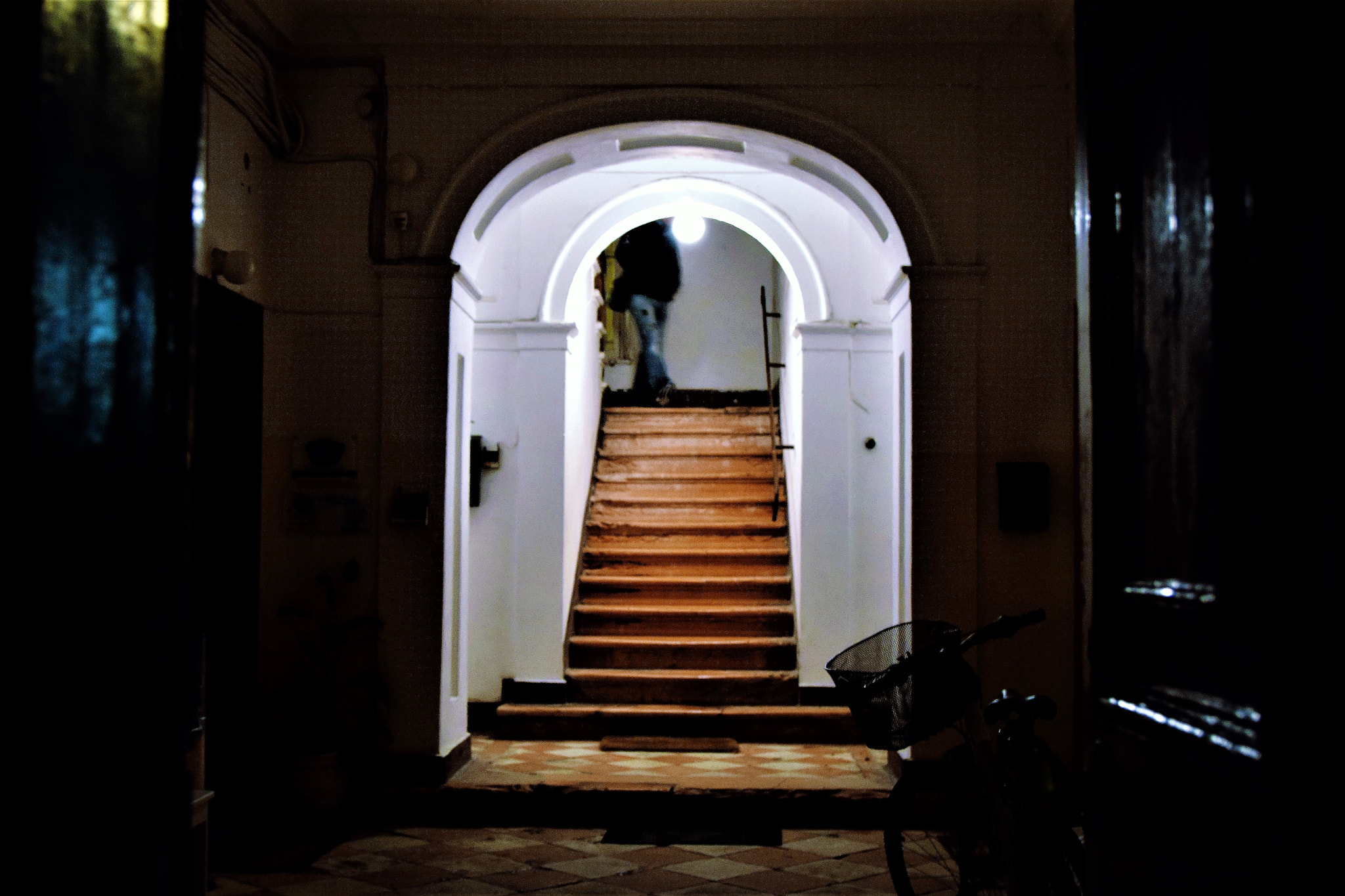 Sigma 17-50mm F2.8 EX DC OS HSM sample photo. Stairway photography