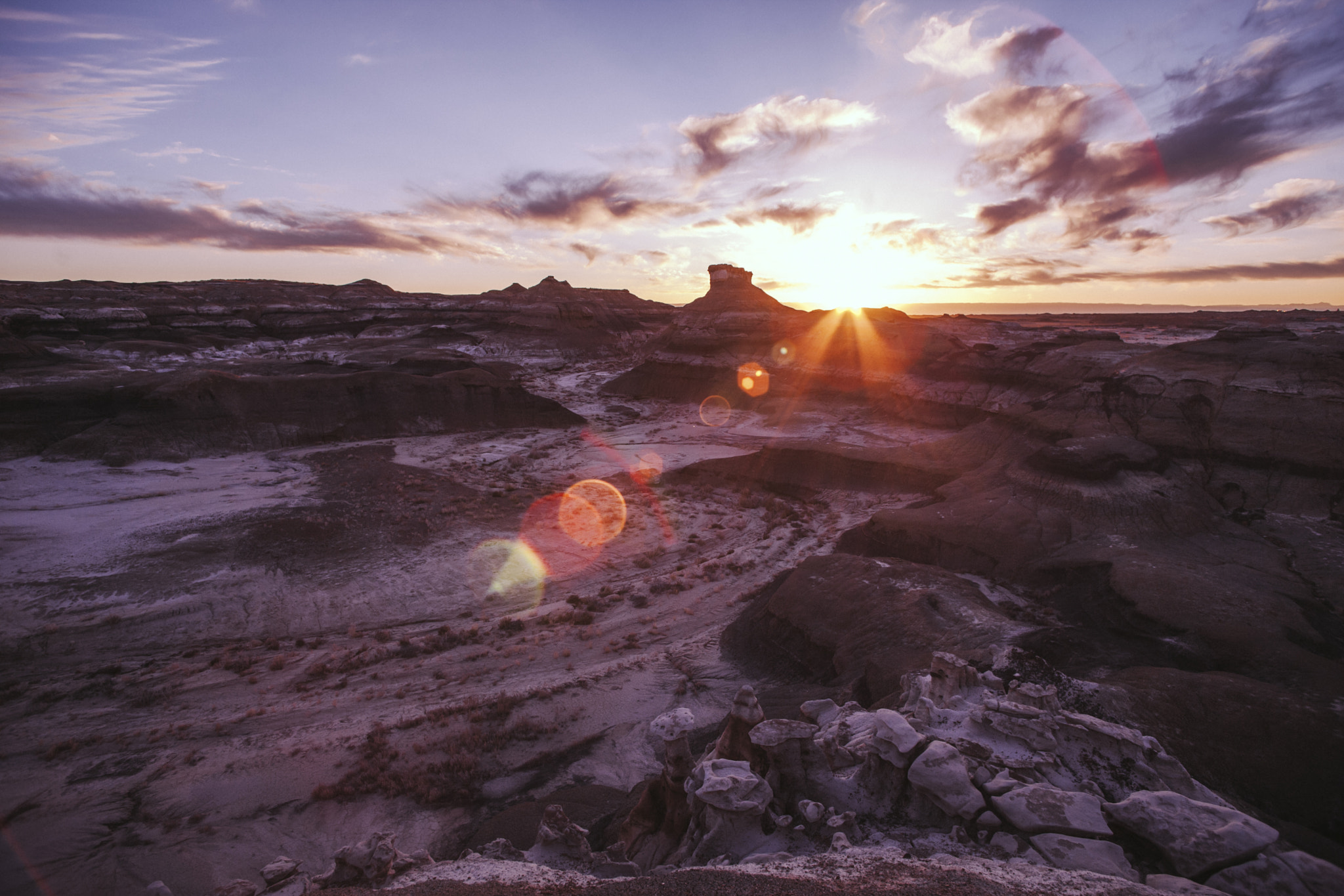 Canon EF 20mm F2.8 USM sample photo. Bisti badlands photography