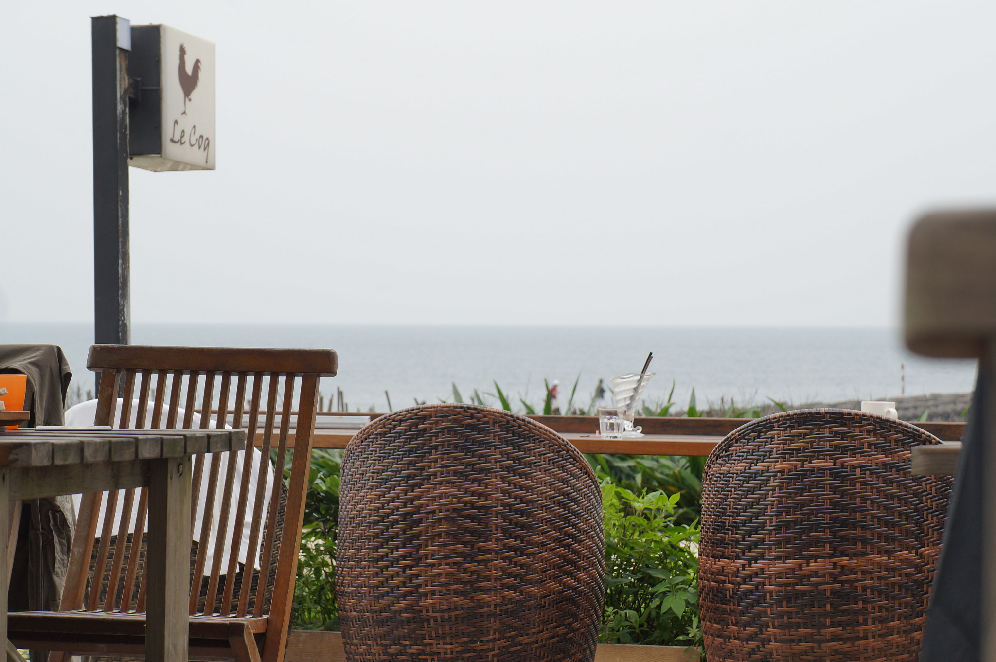 Sony E 18-55mm F3.5-5.6 OSS sample photo. Le coq café photography