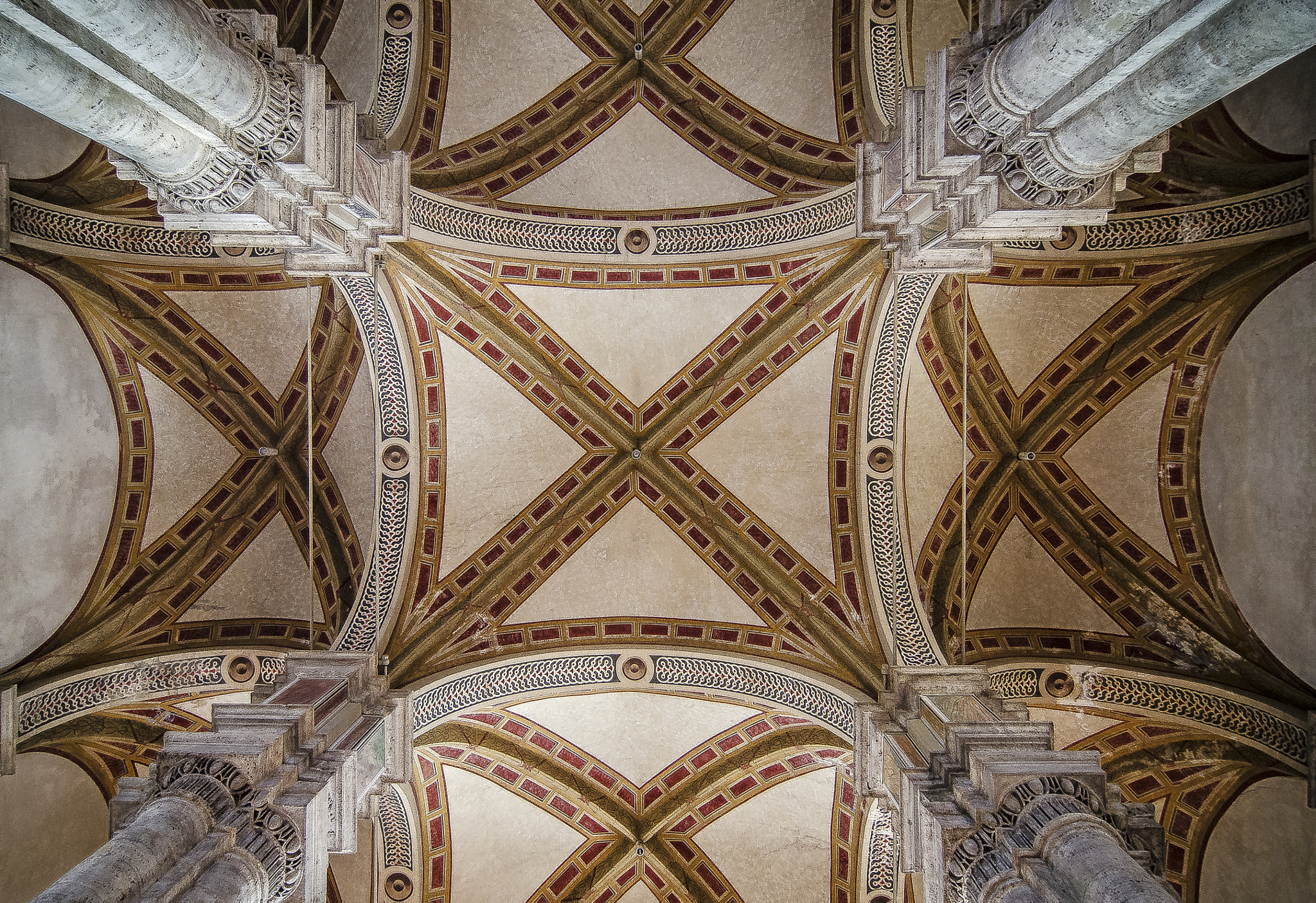 Tokina AT-X Pro 12-24mm F4 (IF) DX sample photo. Church photography
