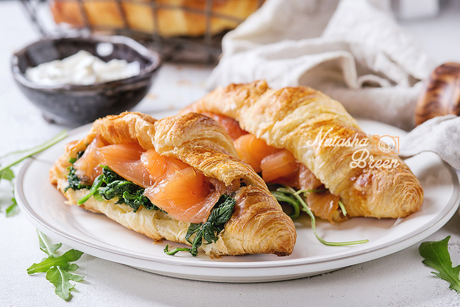Canon EOS 700D (EOS Rebel T5i / EOS Kiss X7i) sample photo. Two croissant with salmon photography