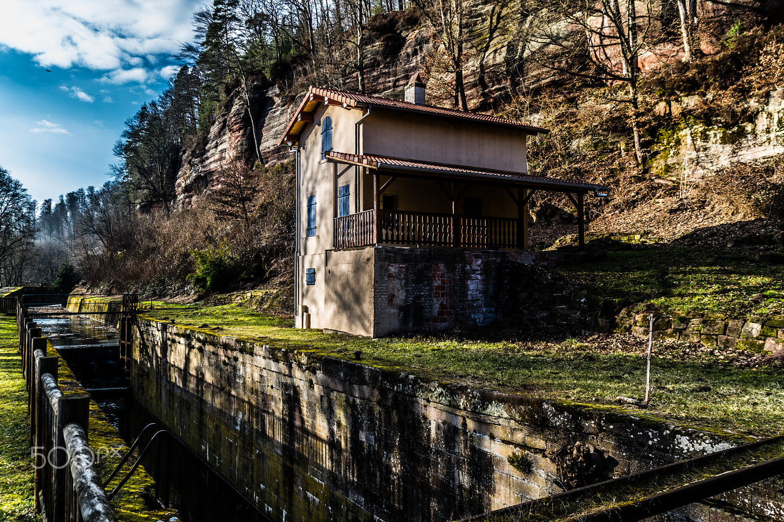 Sigma 18-250mm F3.5-6.3 DC Macro OS HSM sample photo. Vallée des eclusiers photography