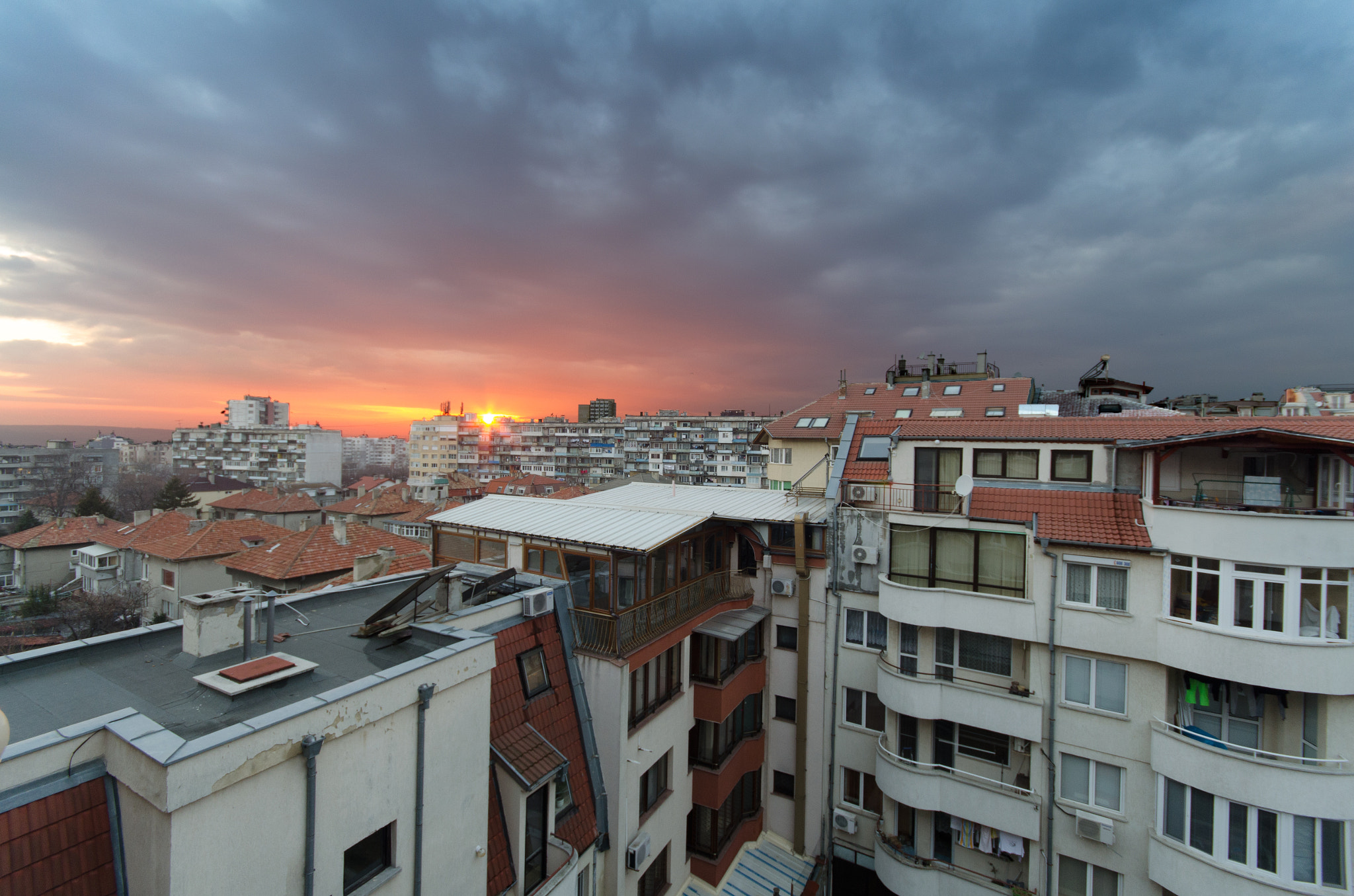 Sigma 10-20mm F4-5.6 EX DC HSM sample photo. From window photography