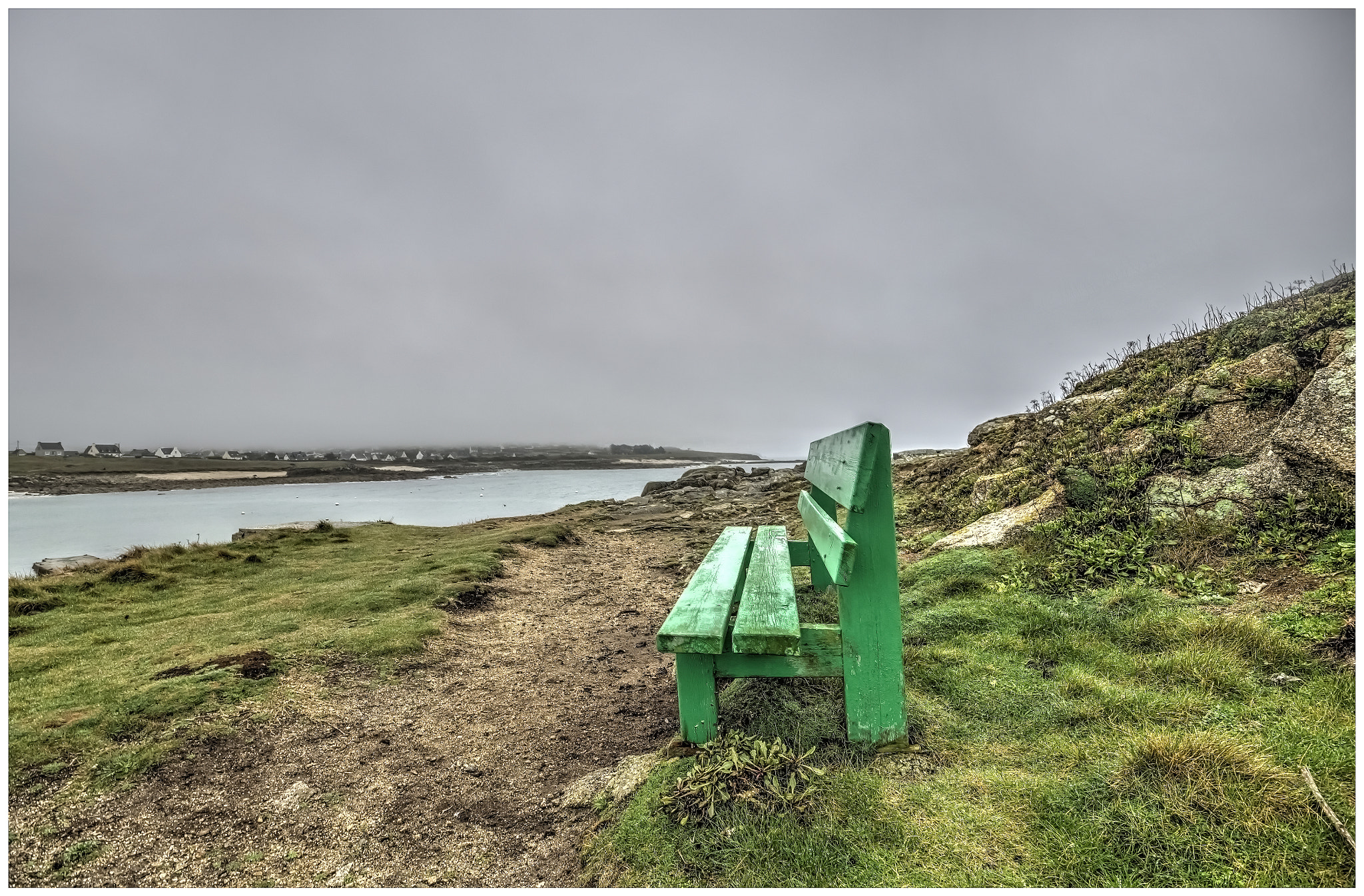 Sigma 10-20mm F4-5.6 EX DC HSM sample photo. Le banc photography