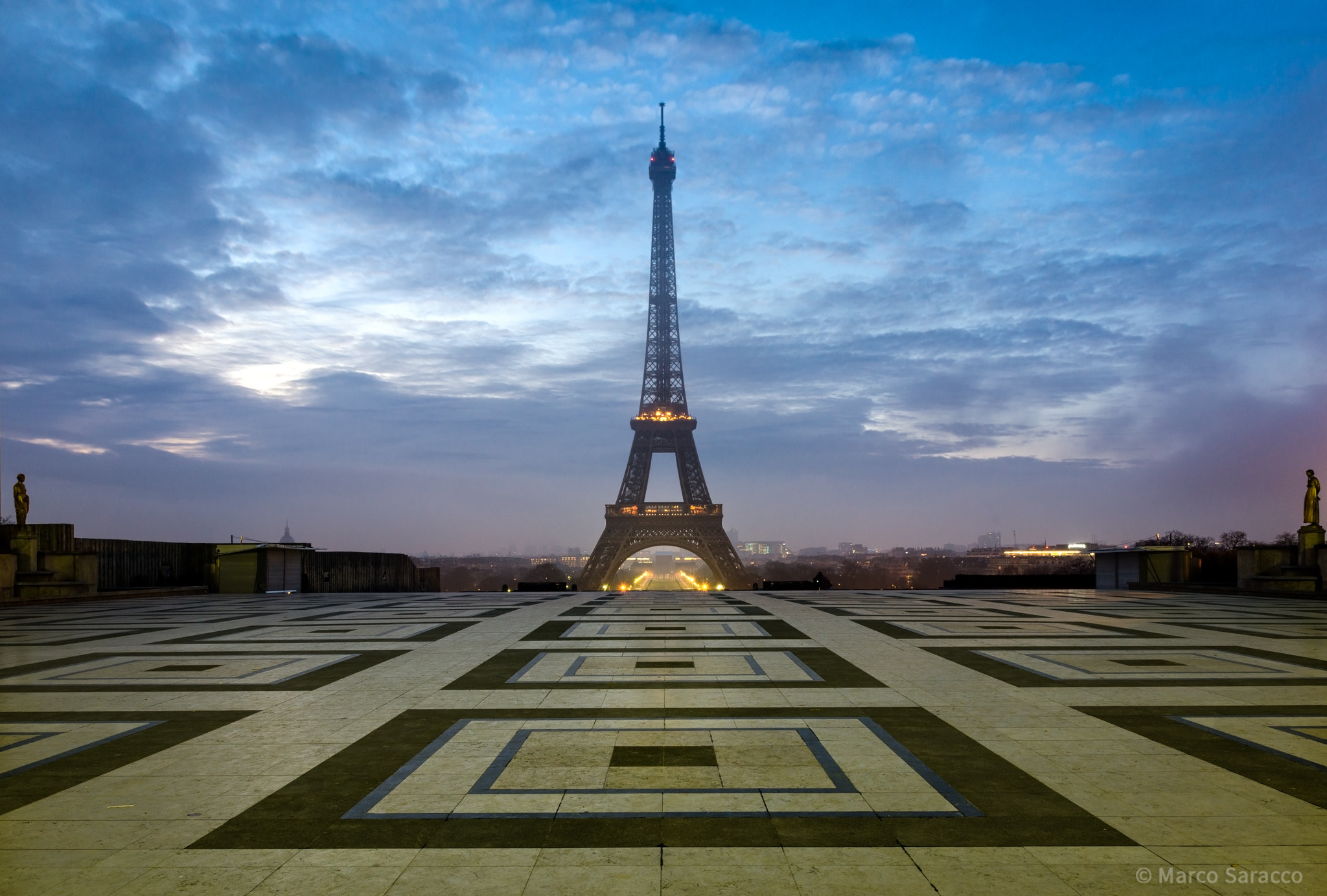 Nikon D7000 + Sigma 18-35mm F1.8 DC HSM Art sample photo. Paris tour eiffel from trocadero at morning twilight photography