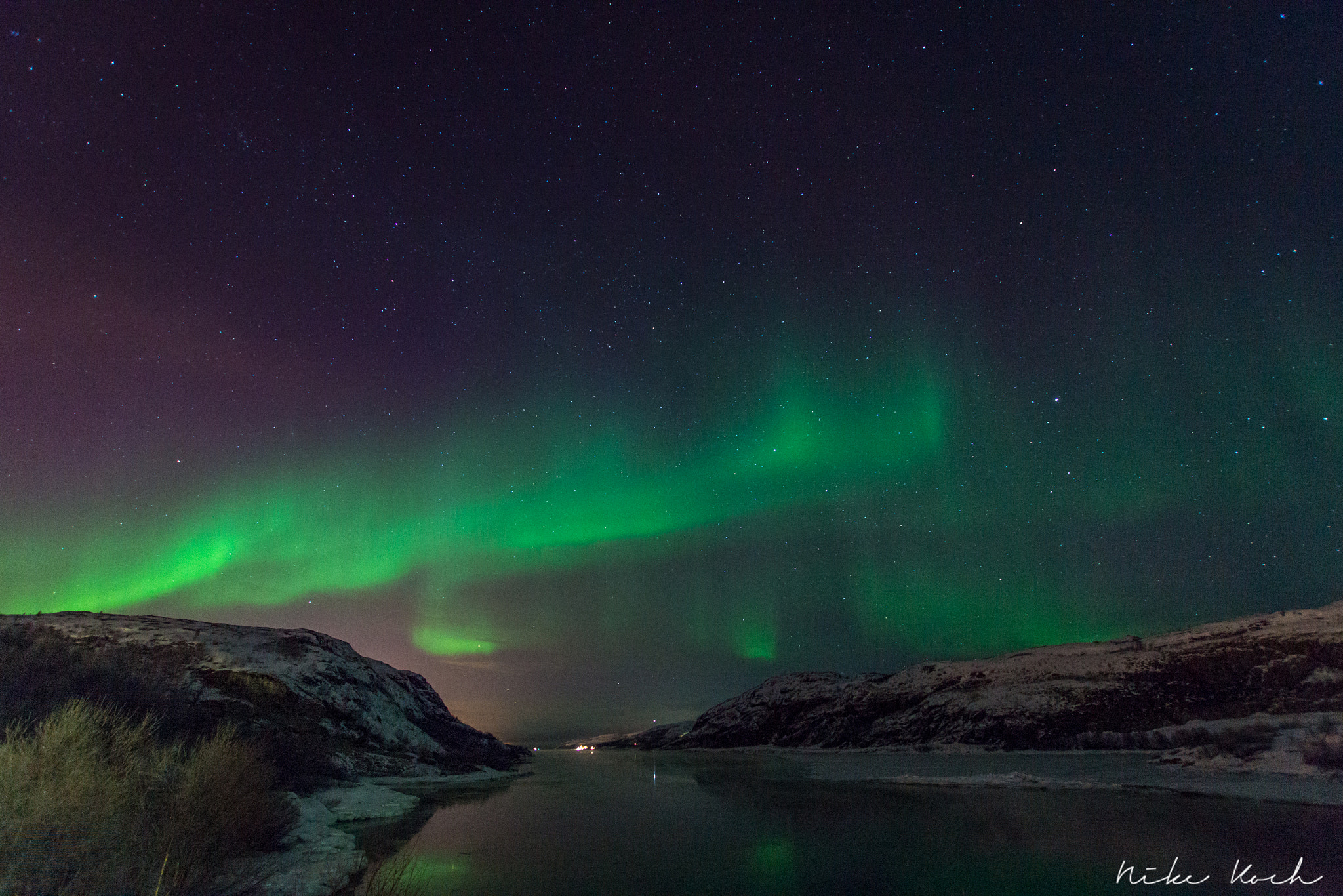 Sony SLT-A77 + Sigma 10-20mm F3.5 EX DC HSM sample photo. Aurora reflections photography