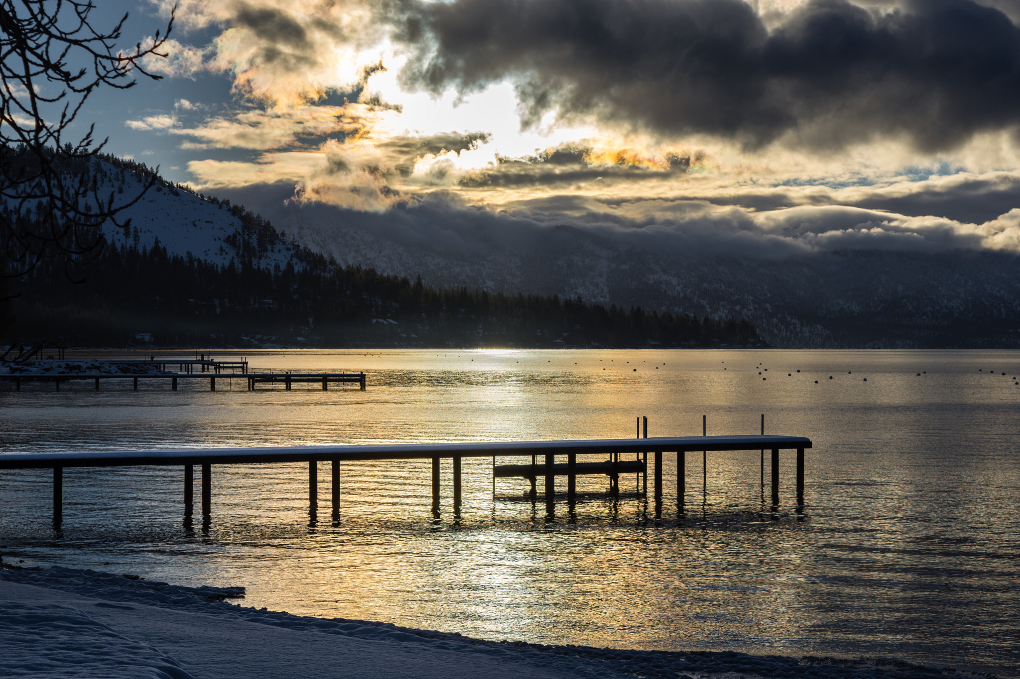 Nikon D7200 sample photo. Snowcapped dock & sunrise photography